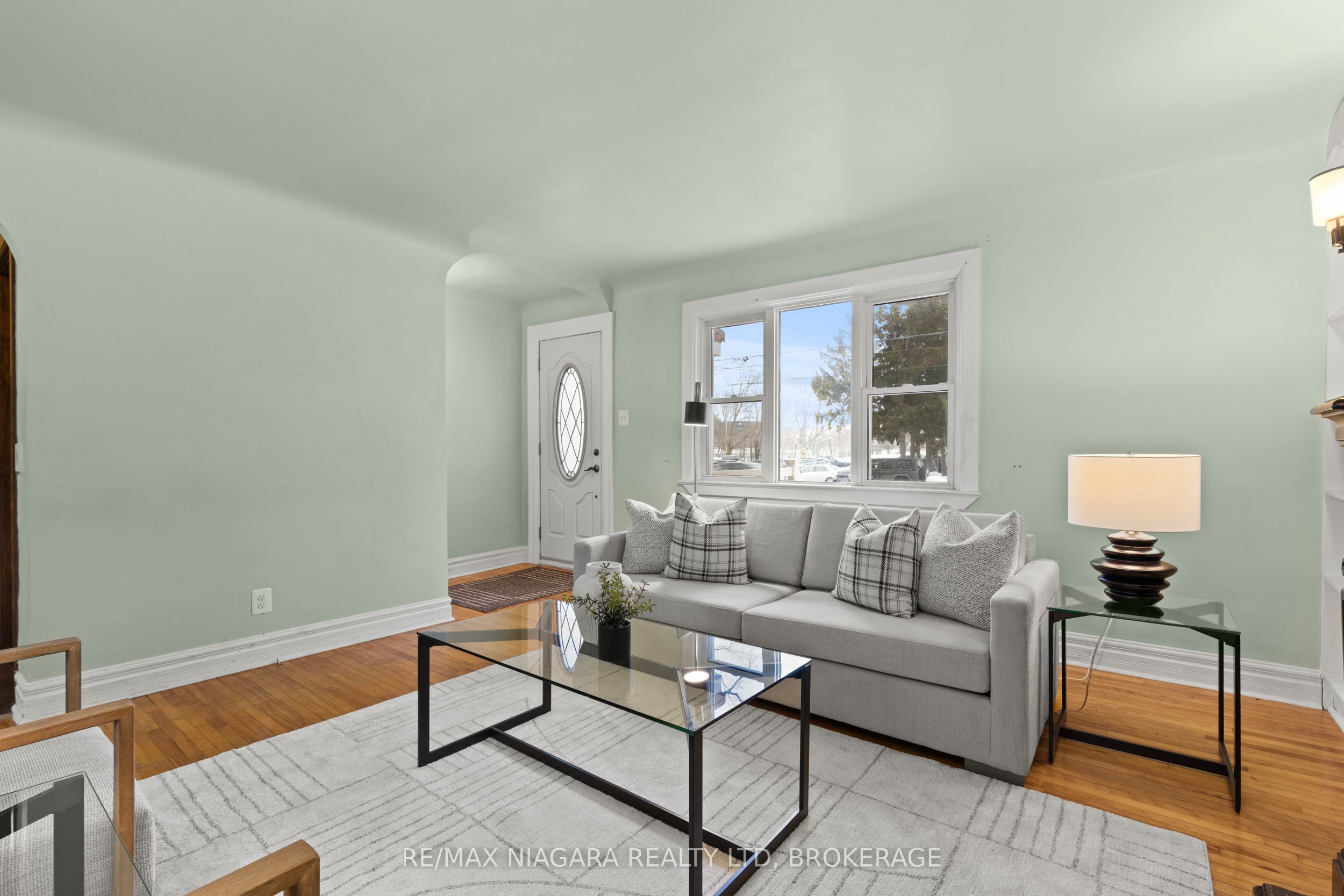 401 Fielden Avenue, Port Colborne, ON L3K 4T9 photo 5