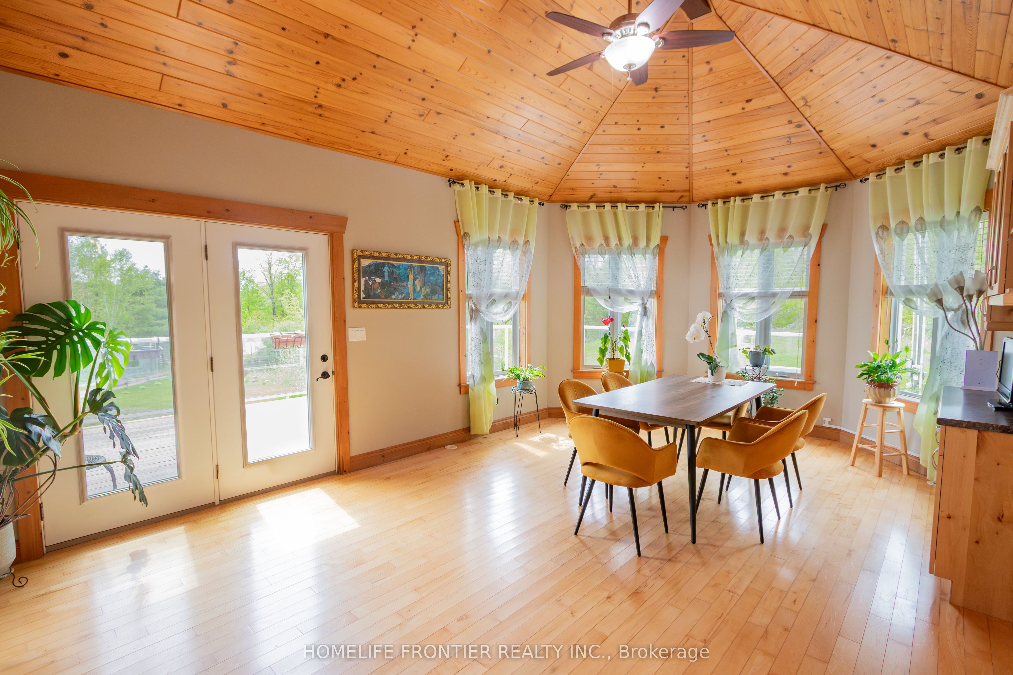 1019 Silk Lane, Minden Hills, ON K0M 2K0 photo 5