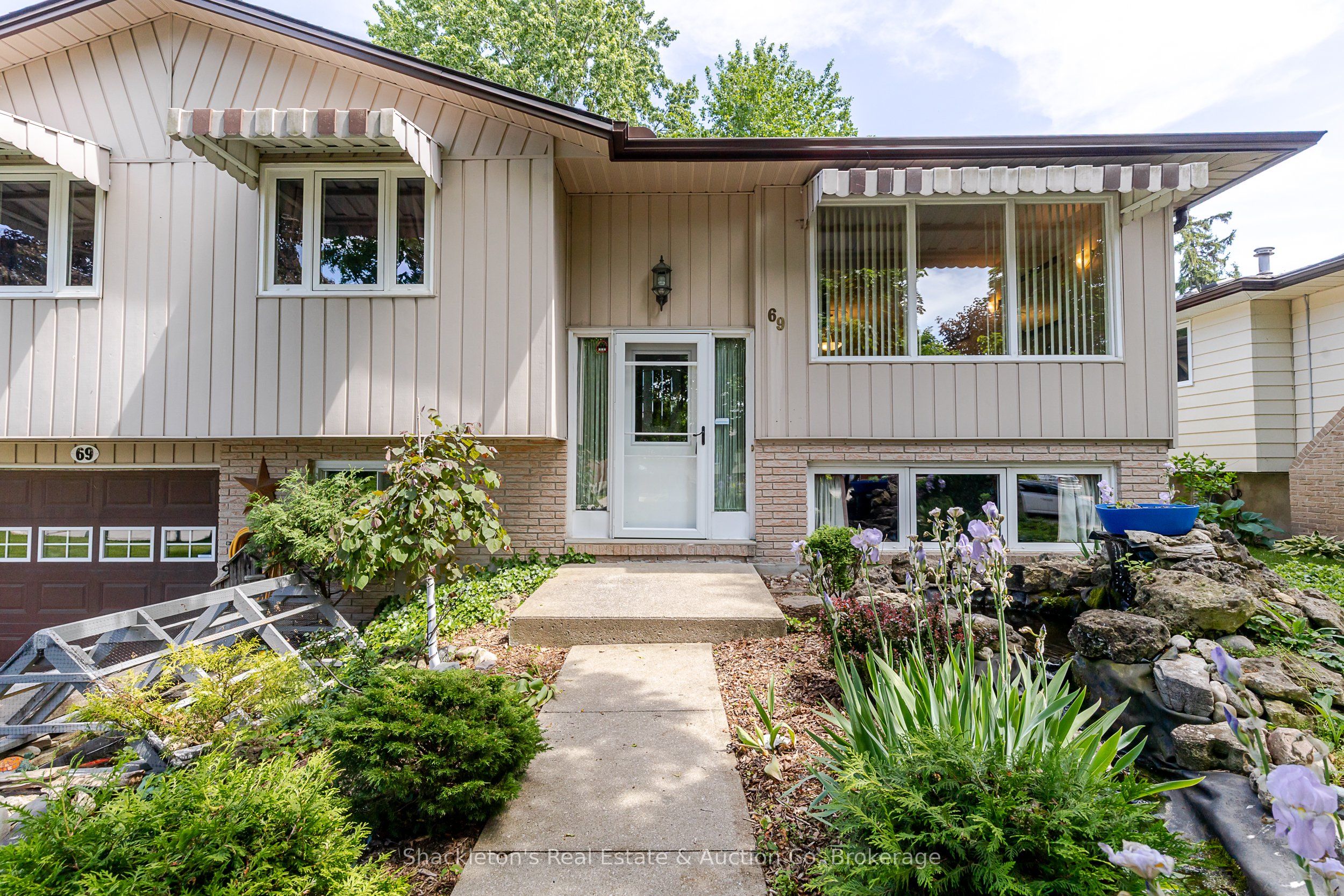 69 Nethercott Drive, Stratford, ON N5A 7G4 photo 2