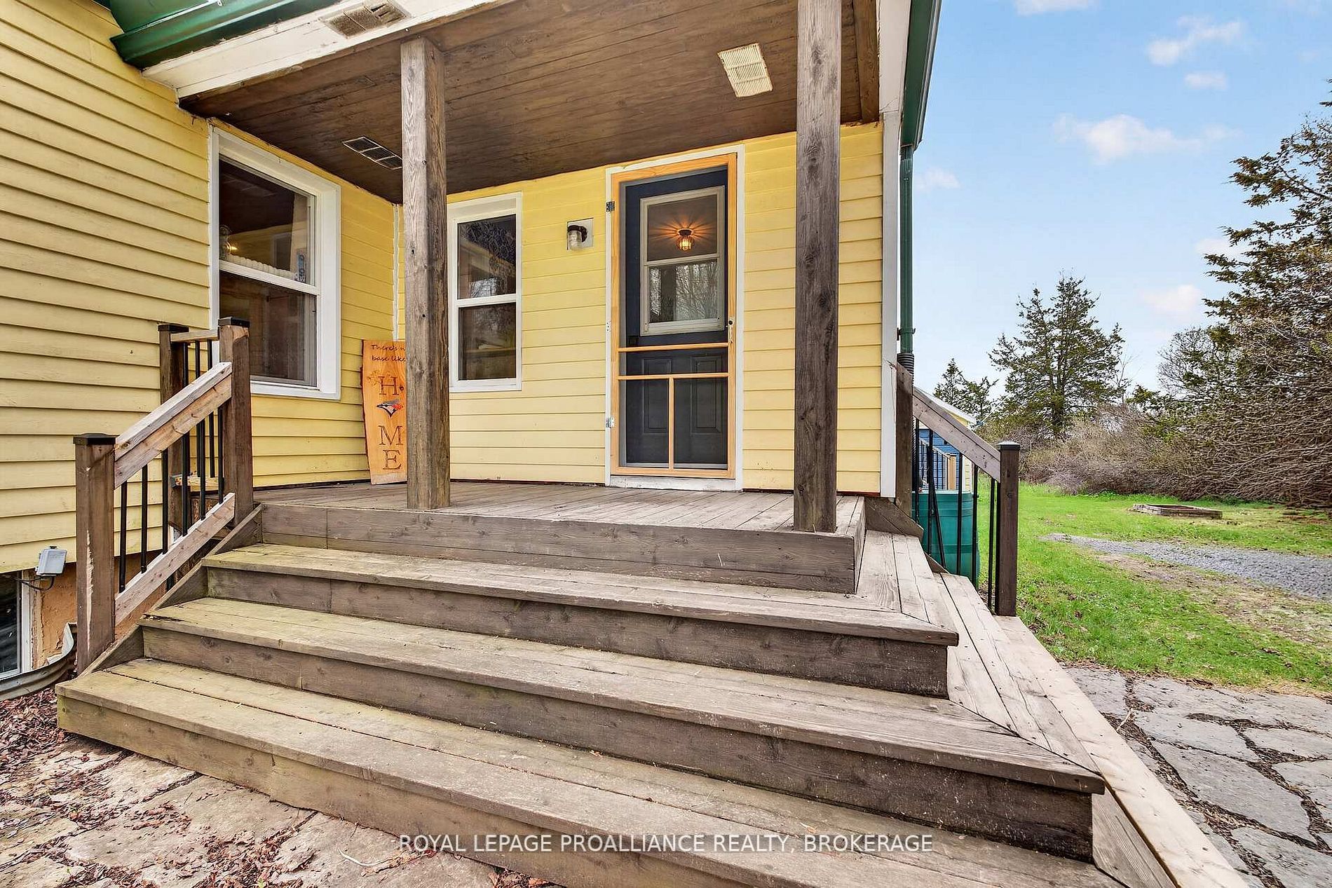 5790 County Road 2, Loyalist, ON K0H 2H0 photo 3