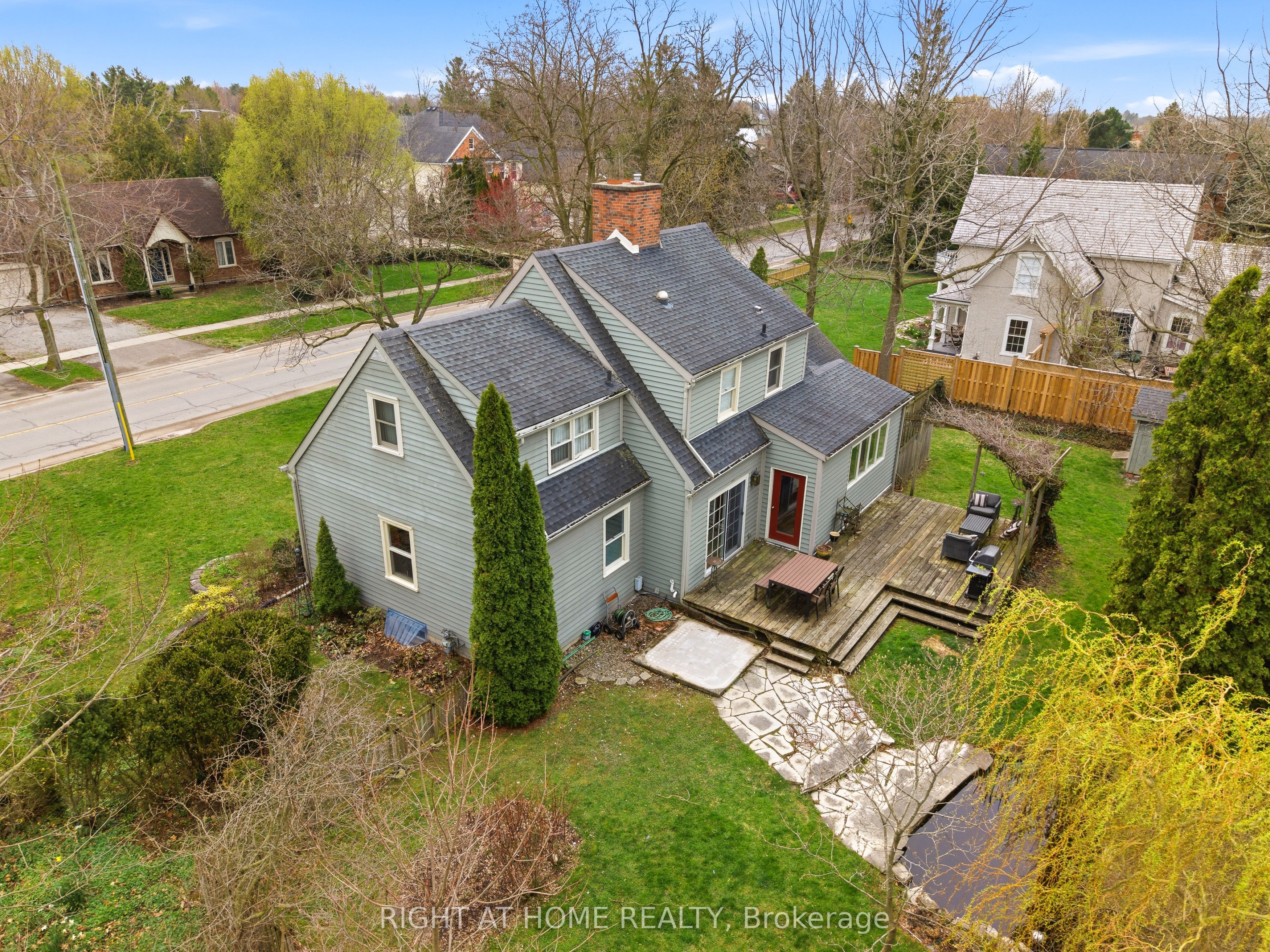 727 Rye Street, Niagara-on-the-Lake, ON L0S 1J0 photo 2