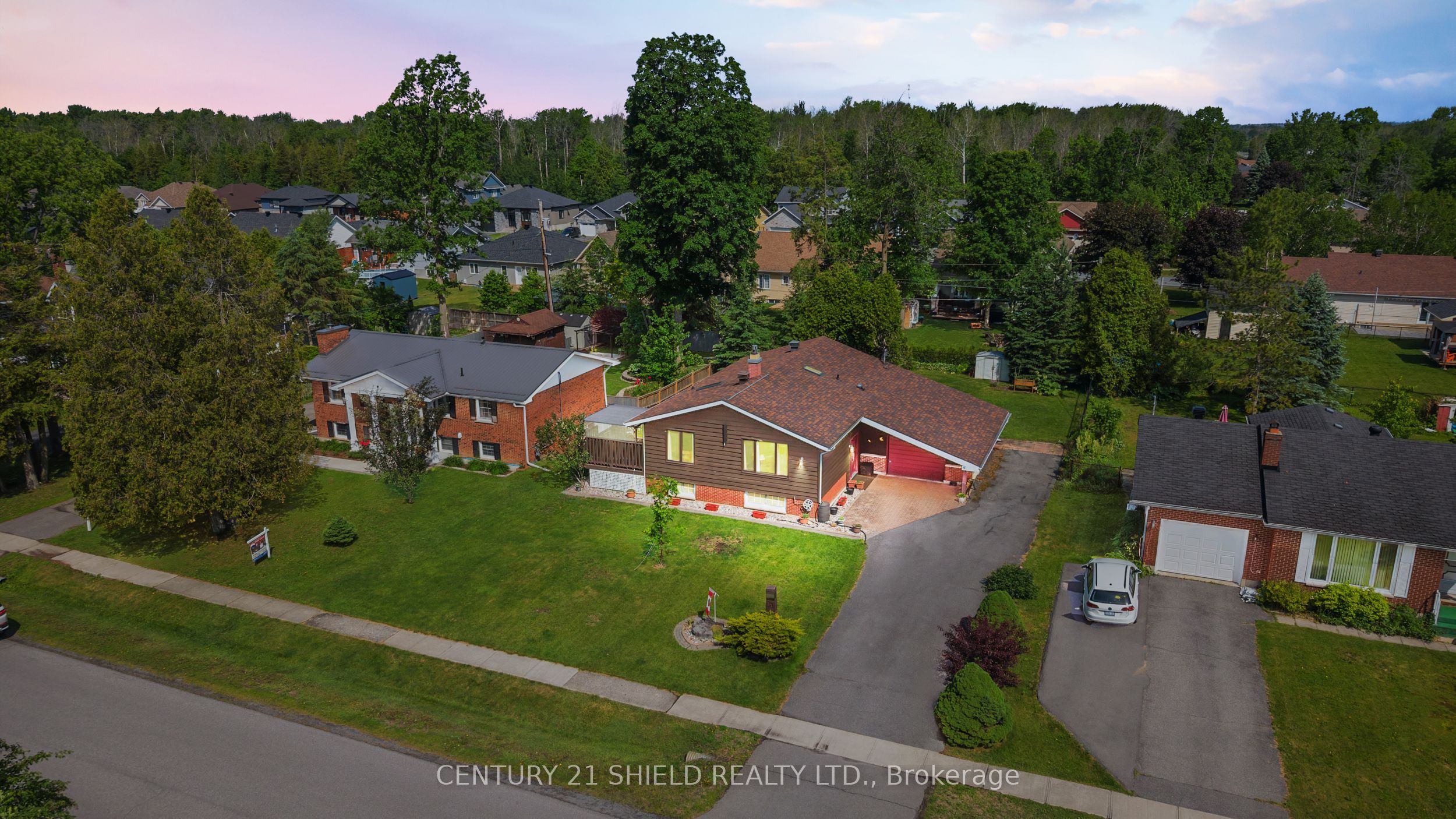 19 Spruce Street, South Stormont, ON K0C 1M0