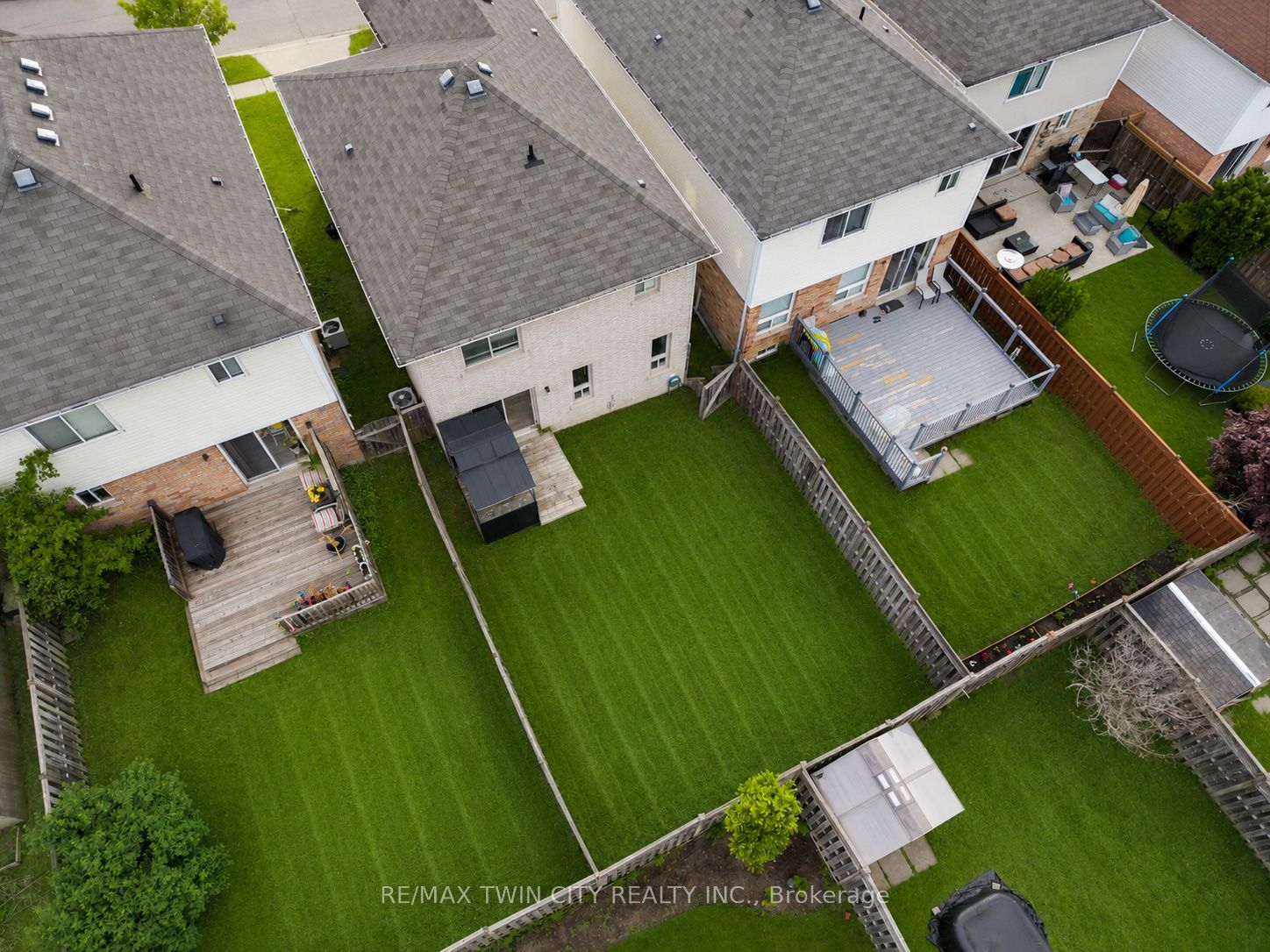48 Griffiths Avenue, Cambridge, ON N1P 1J6 photo 4