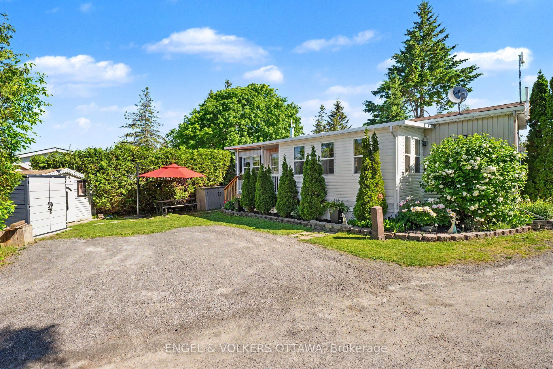 2 Kelly Sand Way, Stittsville - Munster - Richmond, ON K0A 1B0 photo 2