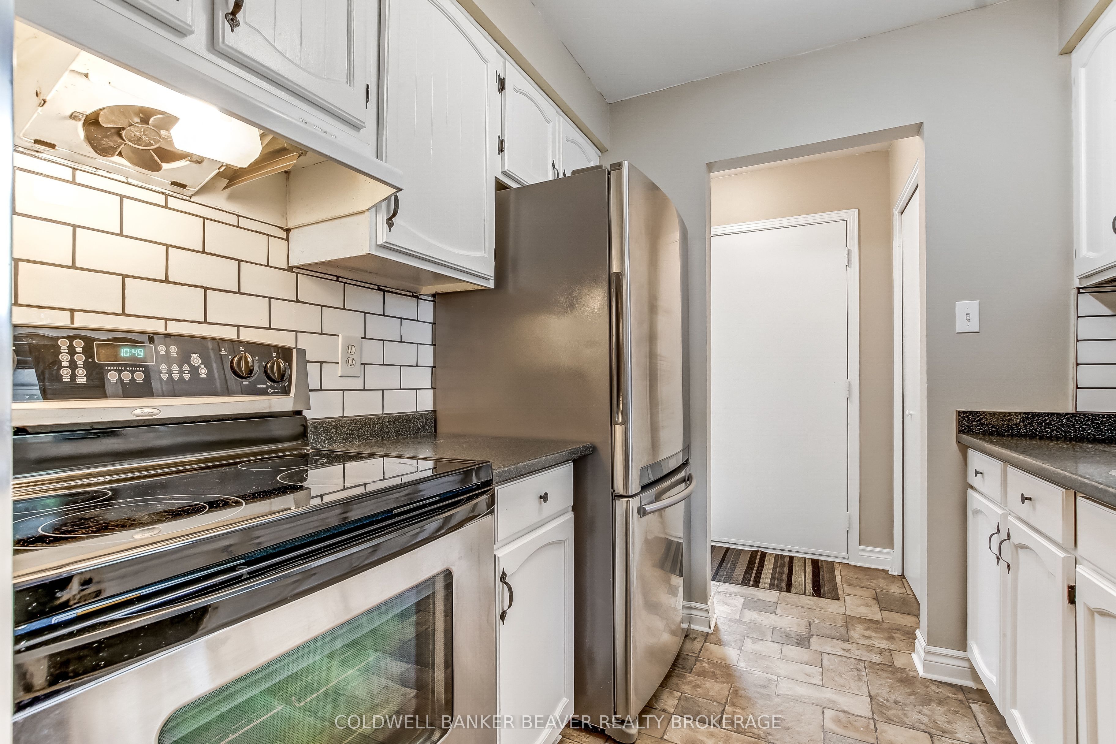 39 South Edgeware Road S, St. Thomas, ON N5P 2H5 photo 4