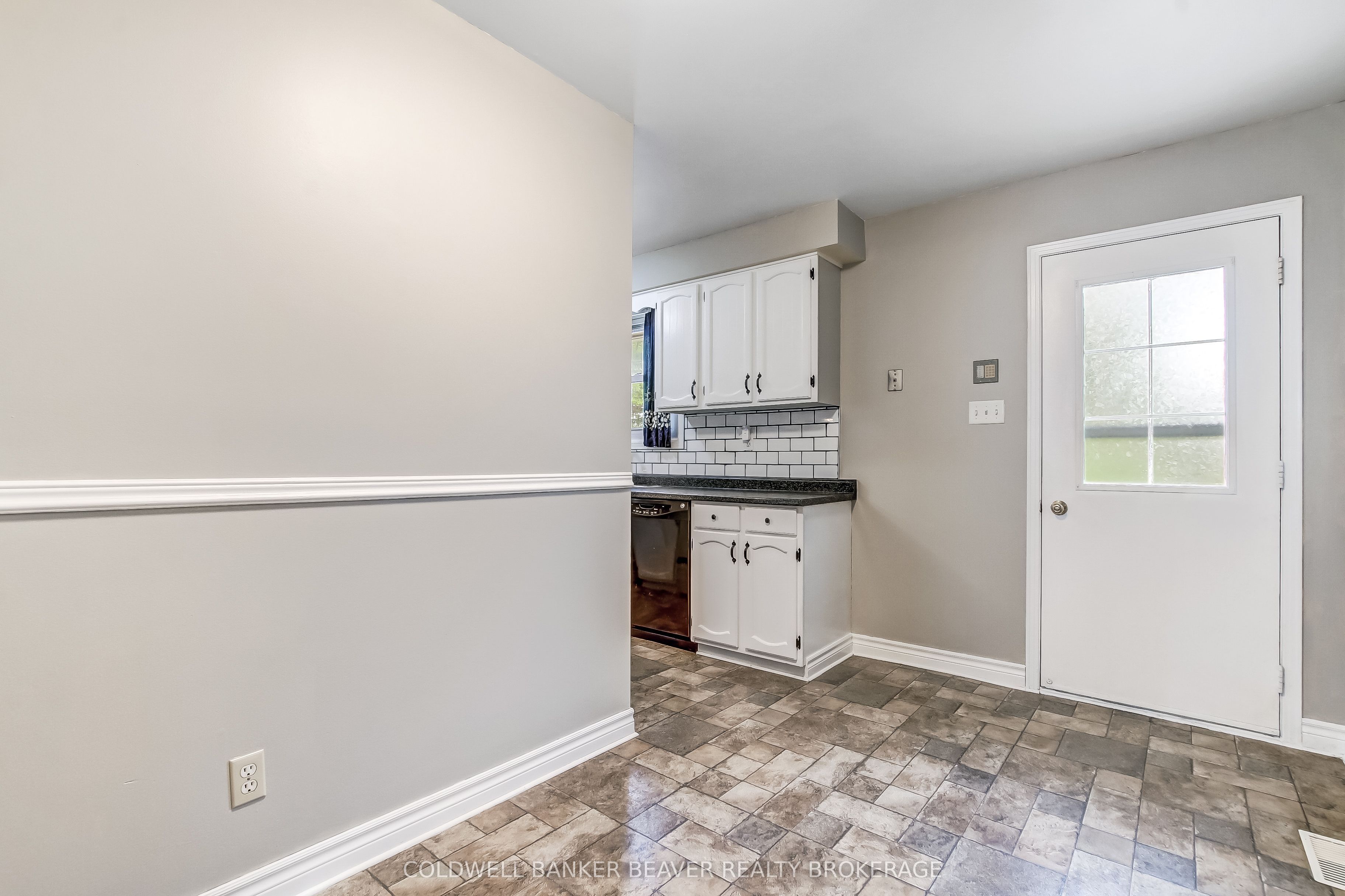 39 South Edgeware Road S, St. Thomas, ON N5P 2H5 photo 5