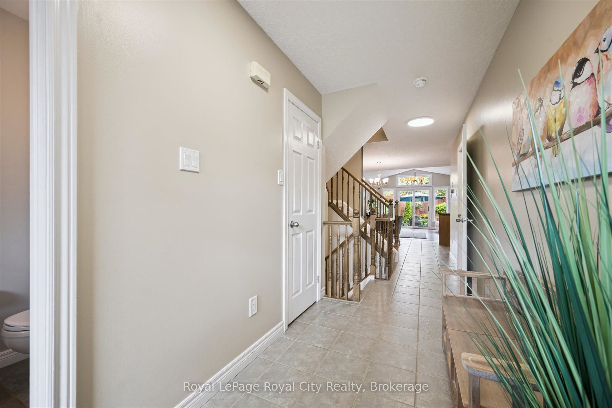 462 Lausanne Crescent, Waterloo, ON N2T 2X4 photo 5