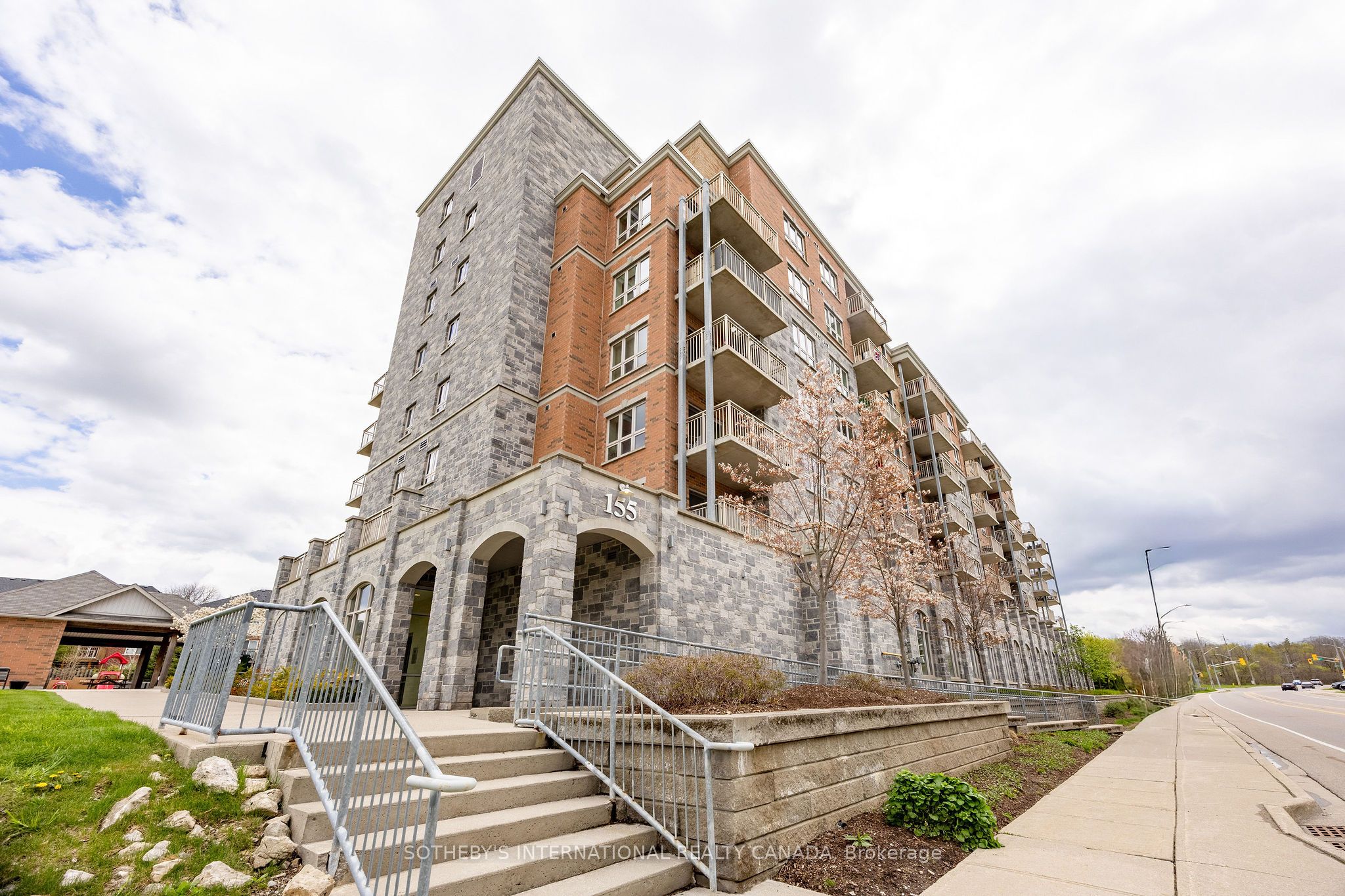 155 Water Street S 502, Cambridge, ON N1R 3E3