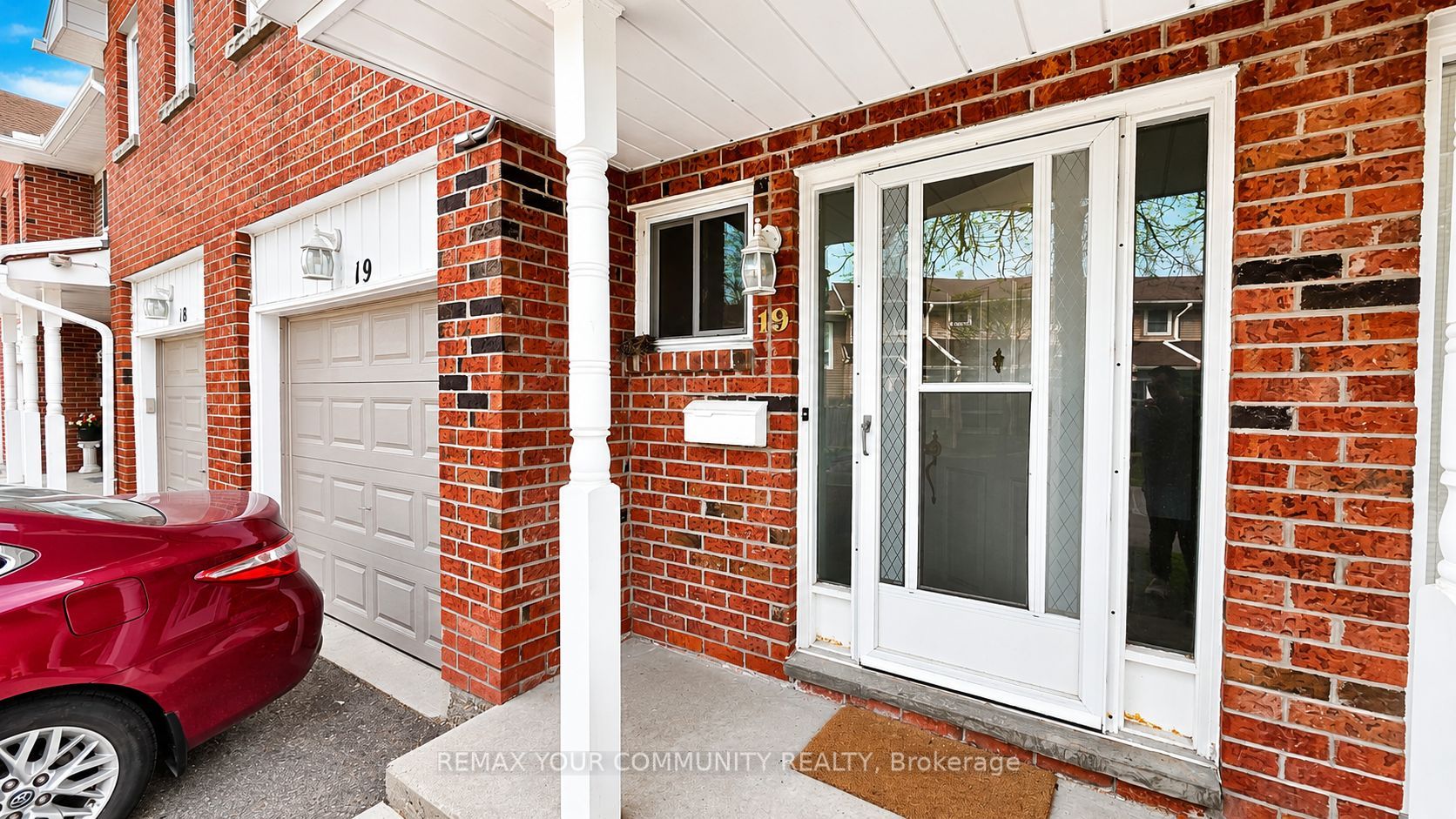 210 Highland Crescent 19, Kitchener, ON N2M 5H7 photo 2