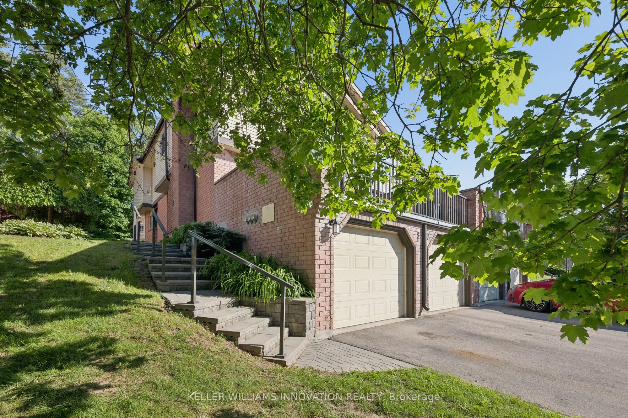 236 Kingswood Drive 8, Kitchener, ON N2E 2K2 photo 5