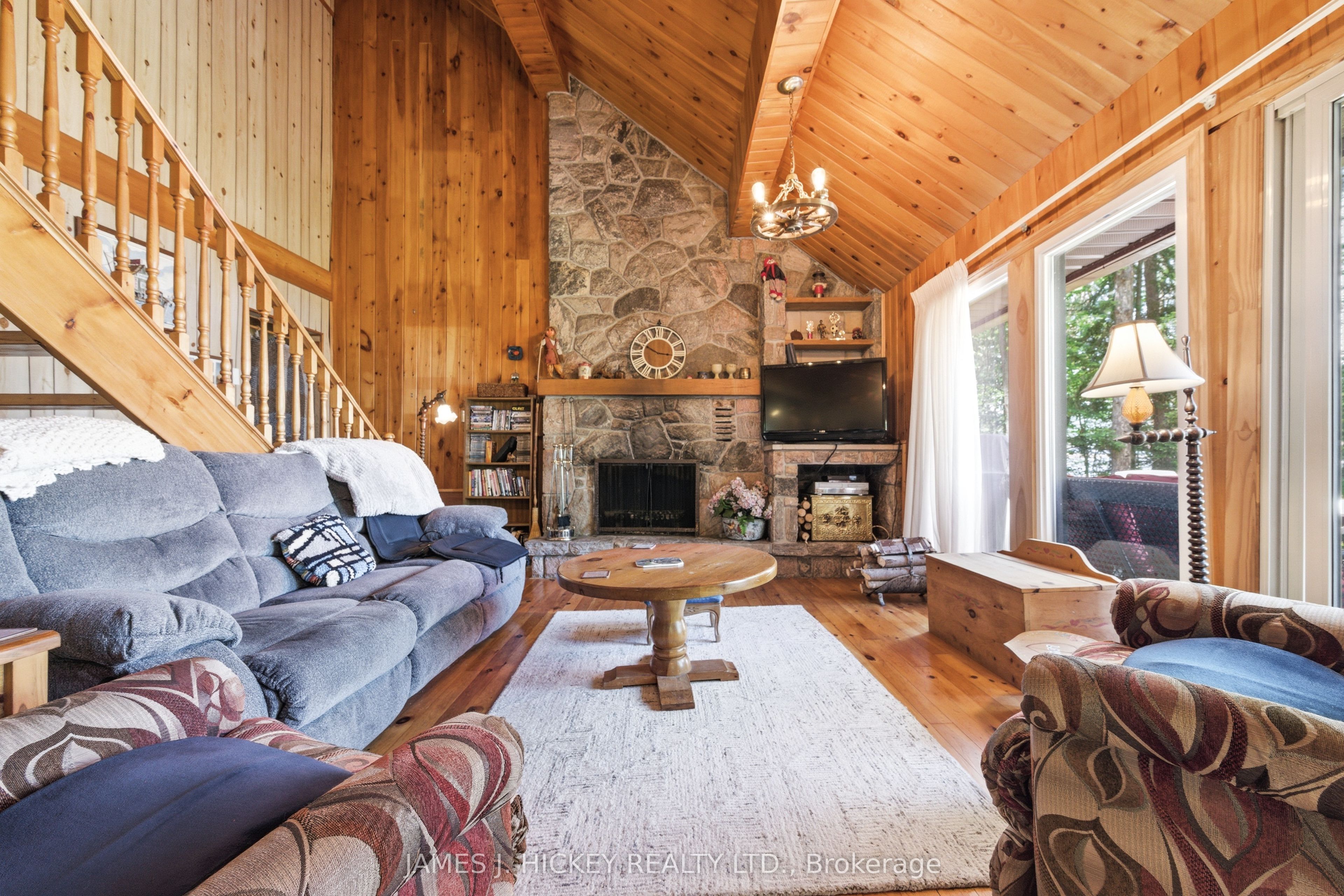 31 Beaverbrook Lane, Deep River, ON K0J 1P0 photo 4