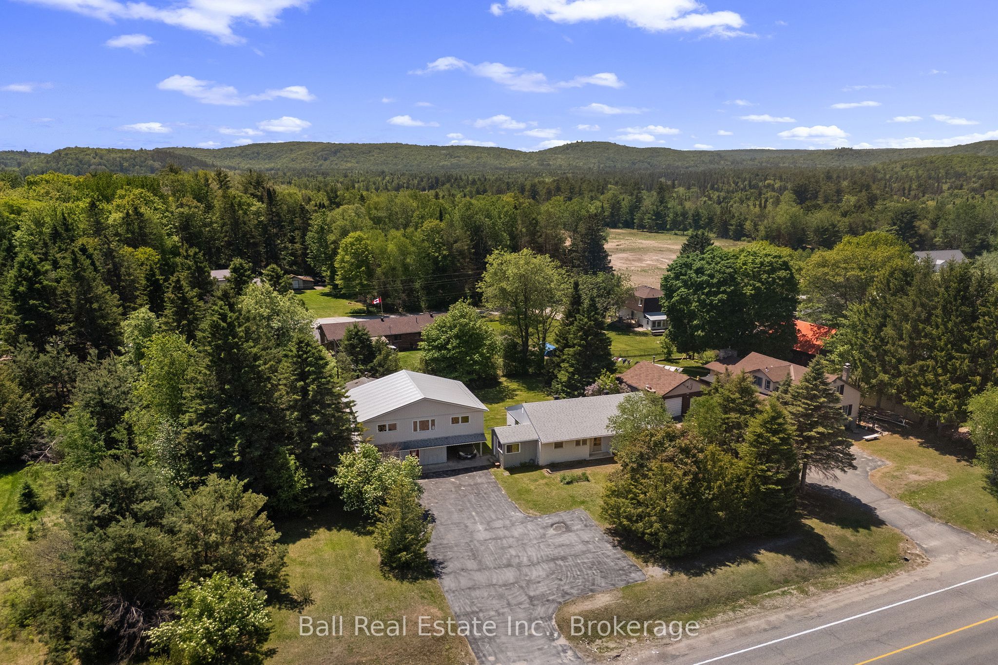 488 Hastings Street N, Bancroft, ON K0L 1C0 photo 3