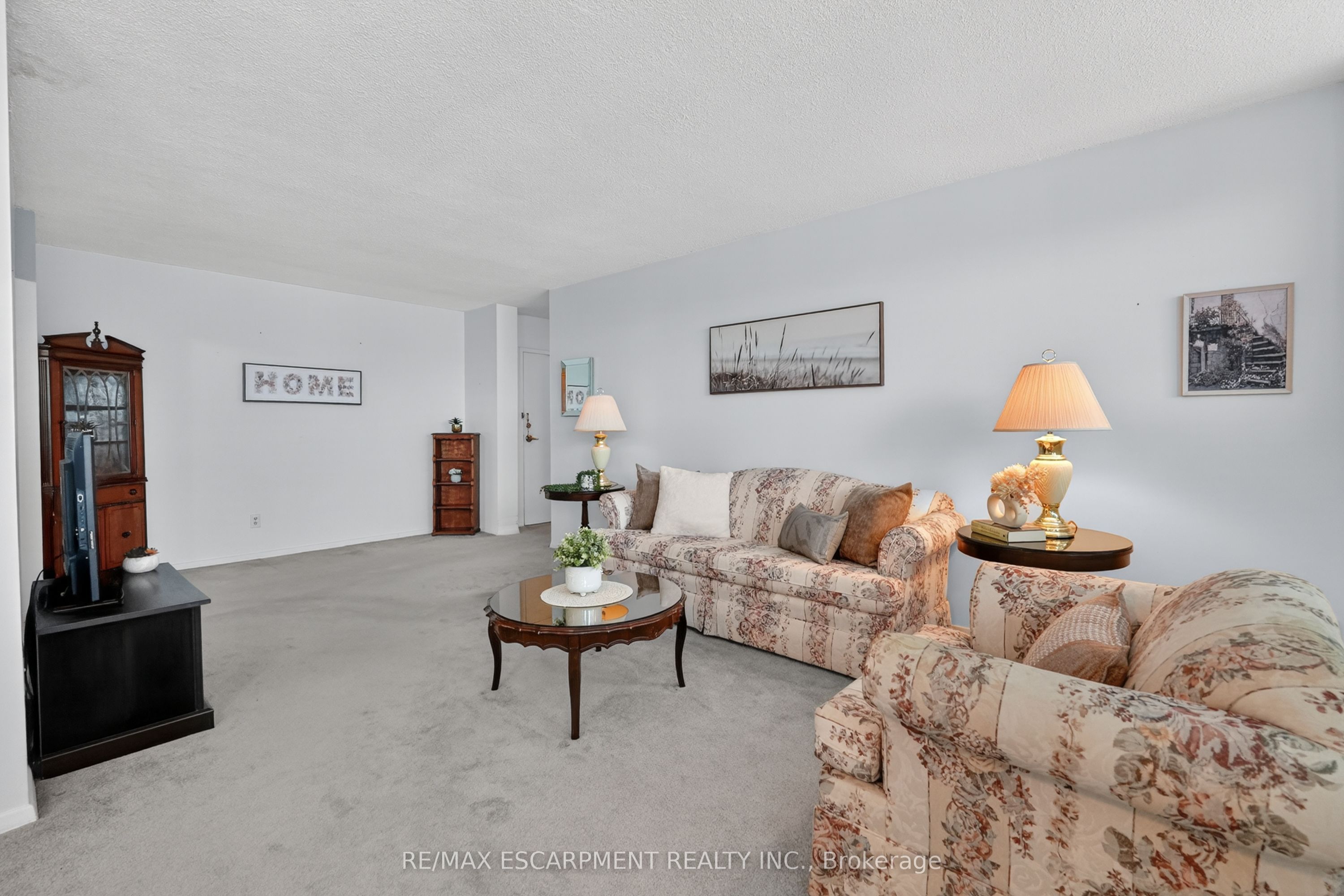 215 Glenridge Avenue 1201, St. Catharines, ON L2T 3J7 photo 5