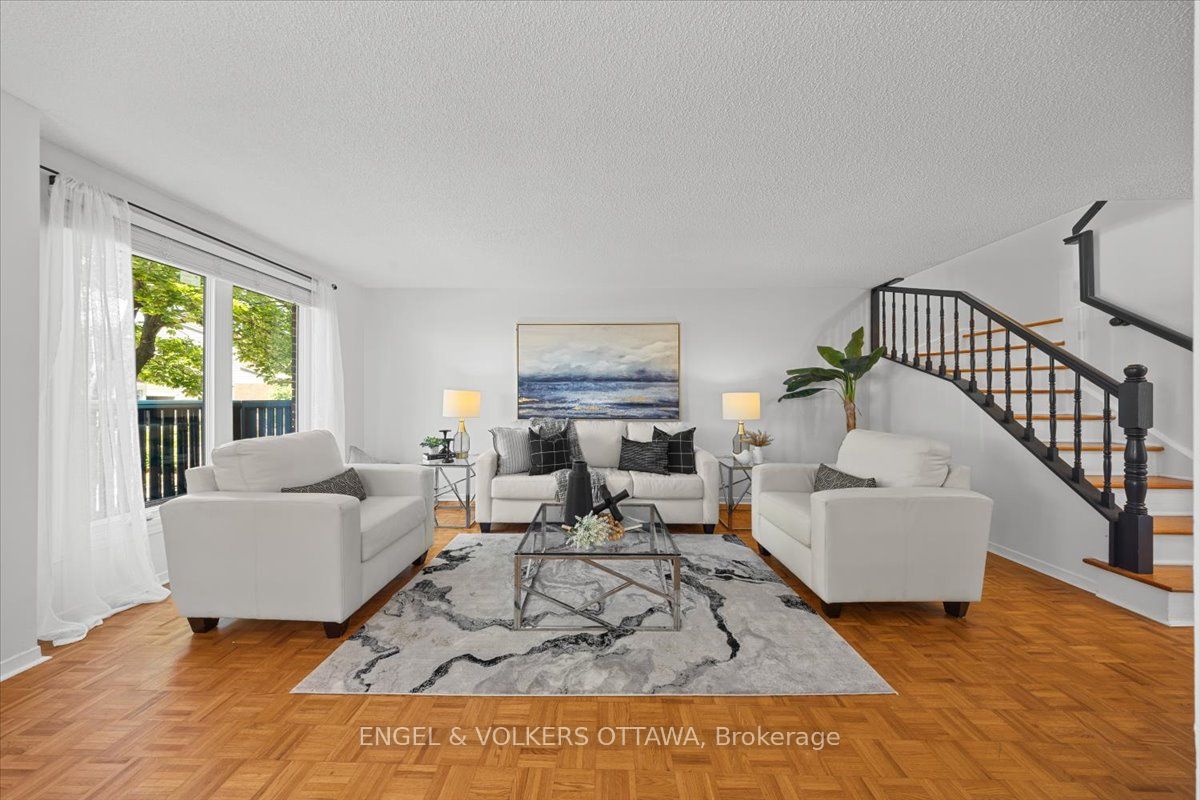 34 Viewpointe Private, Billings Bridge - Riverside Park and Area, ON K1V 1M5 photo 4