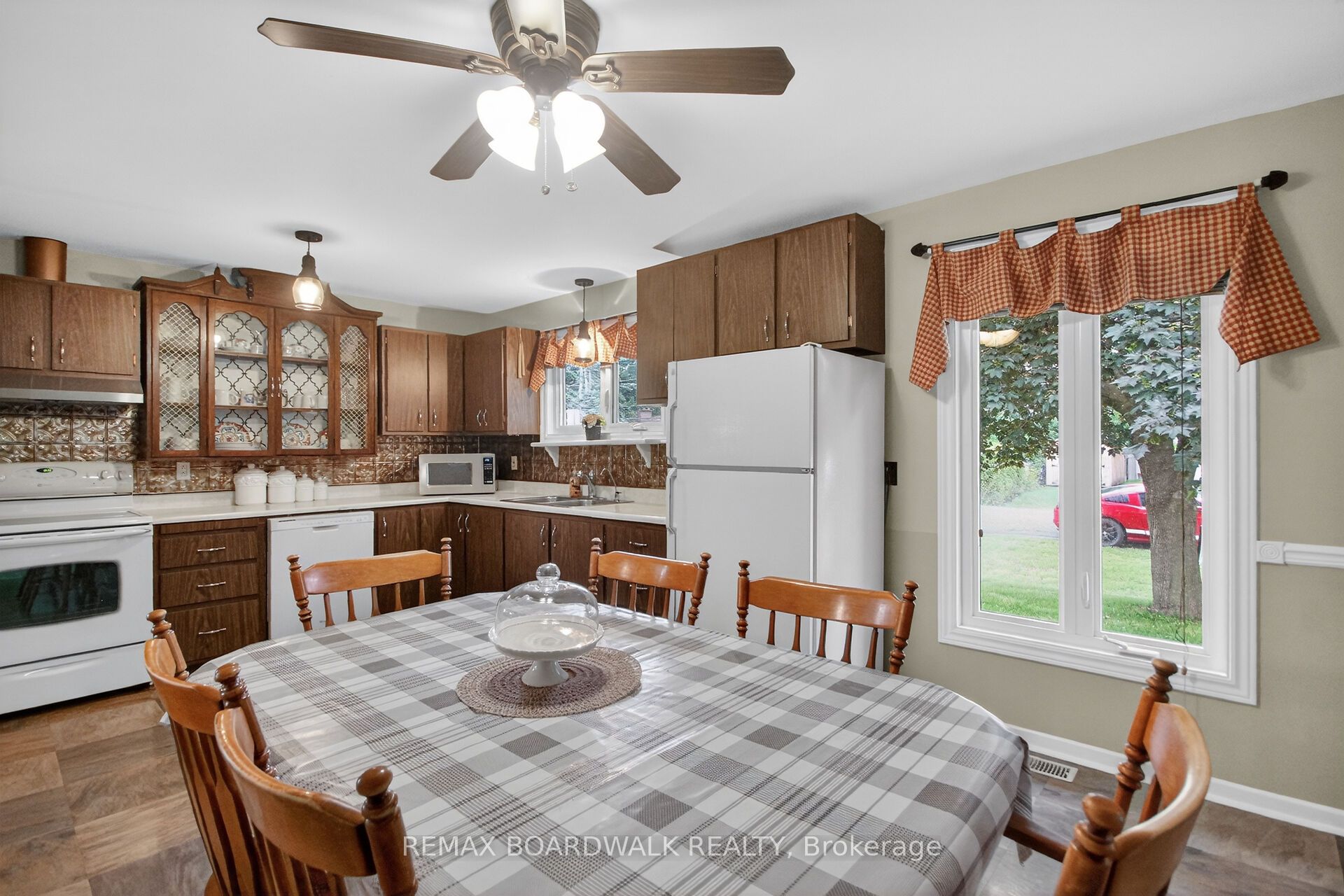 6963 Marco Street, Greely - Metcalfe - Osgoode - Vernon and Area, ON K4P 1C4 photo 3
