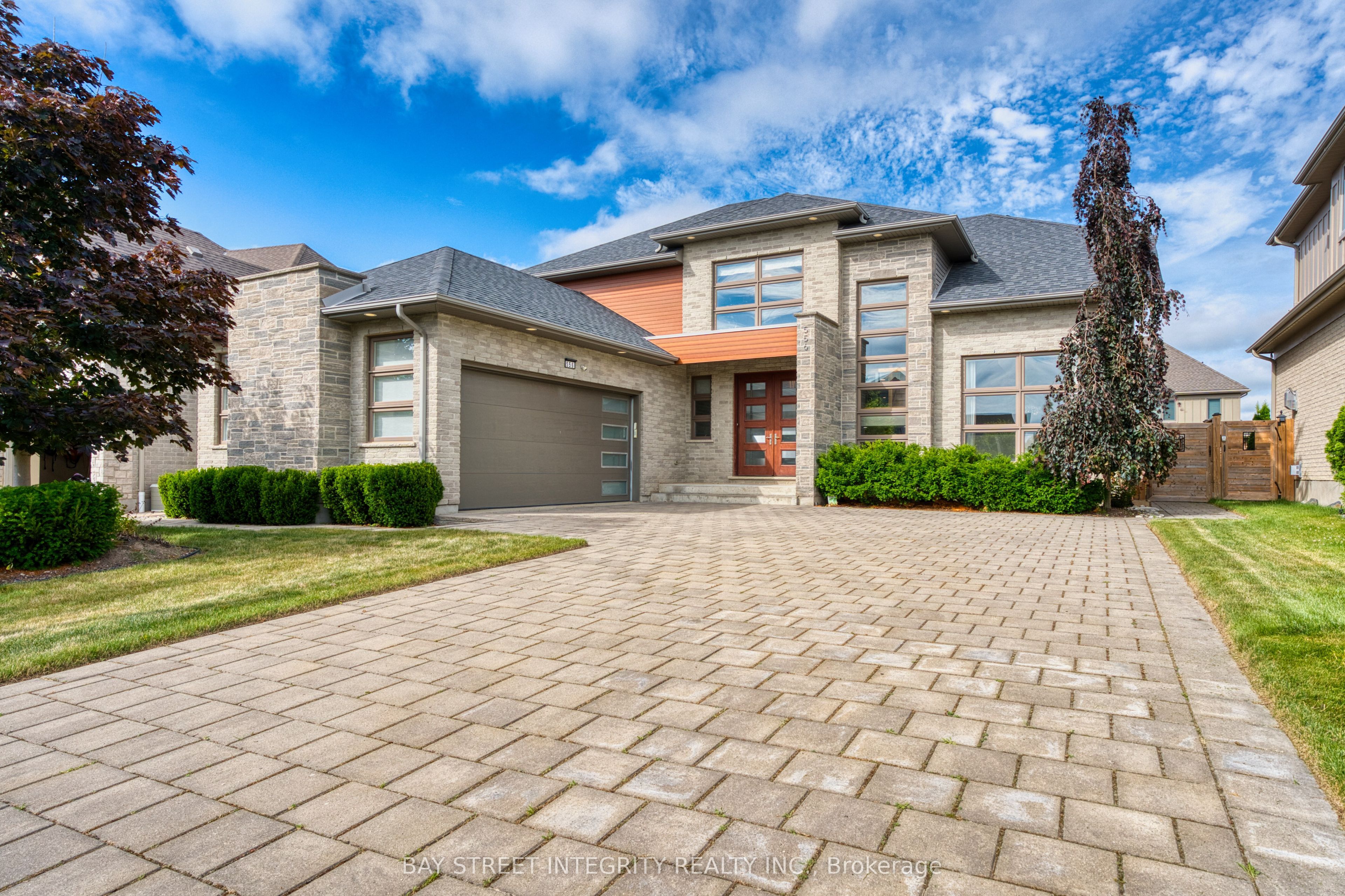 556 Bradwell Chase, London North, ON N6G 0P7
