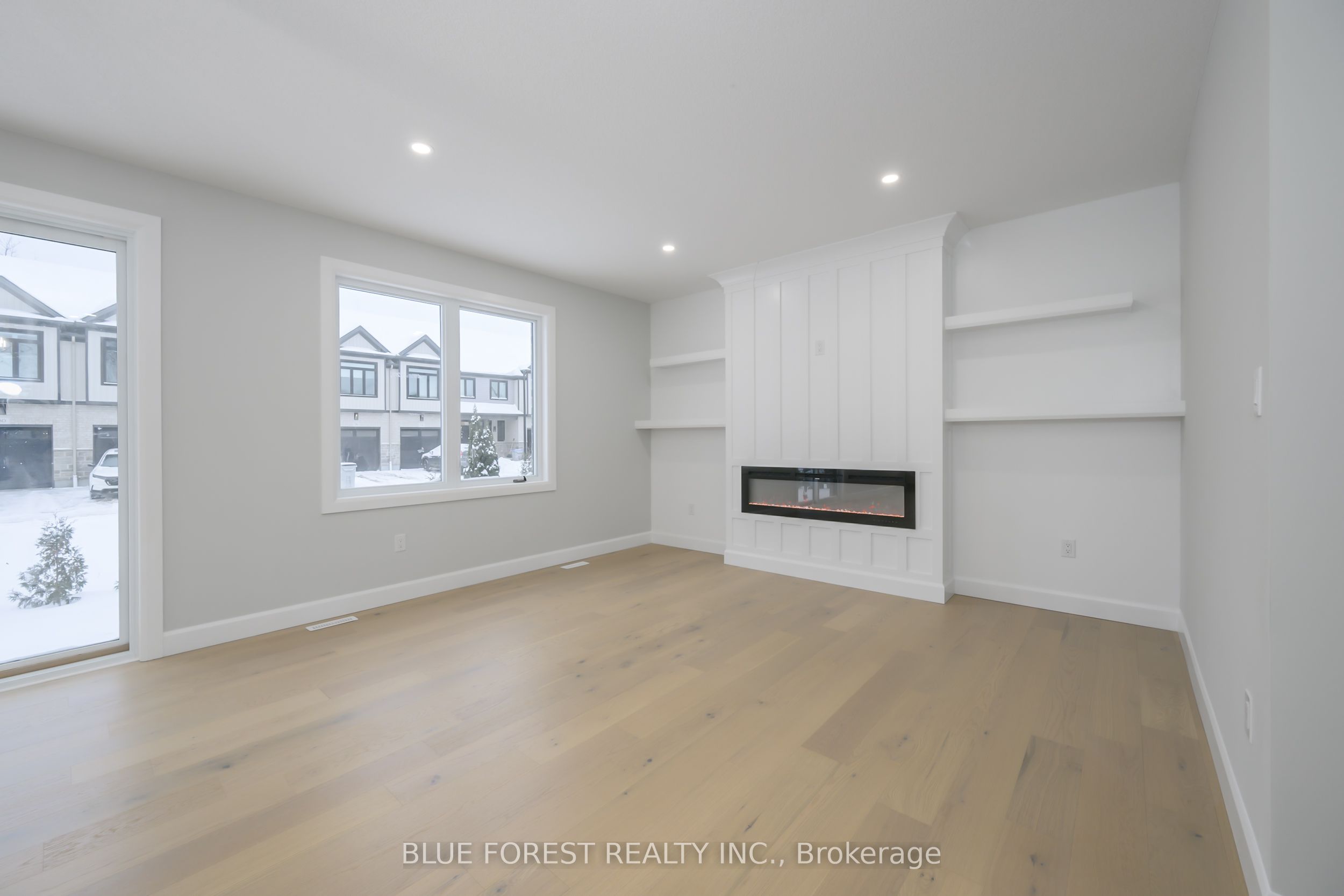 619 Lions Park Drive, Strathroy-Caradoc, ON N0L 1W0 photo 4