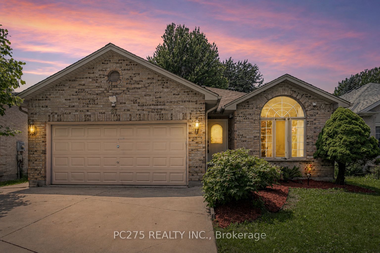 27 Jasmine Drive, London North, ON N6G 5A2 photo 2