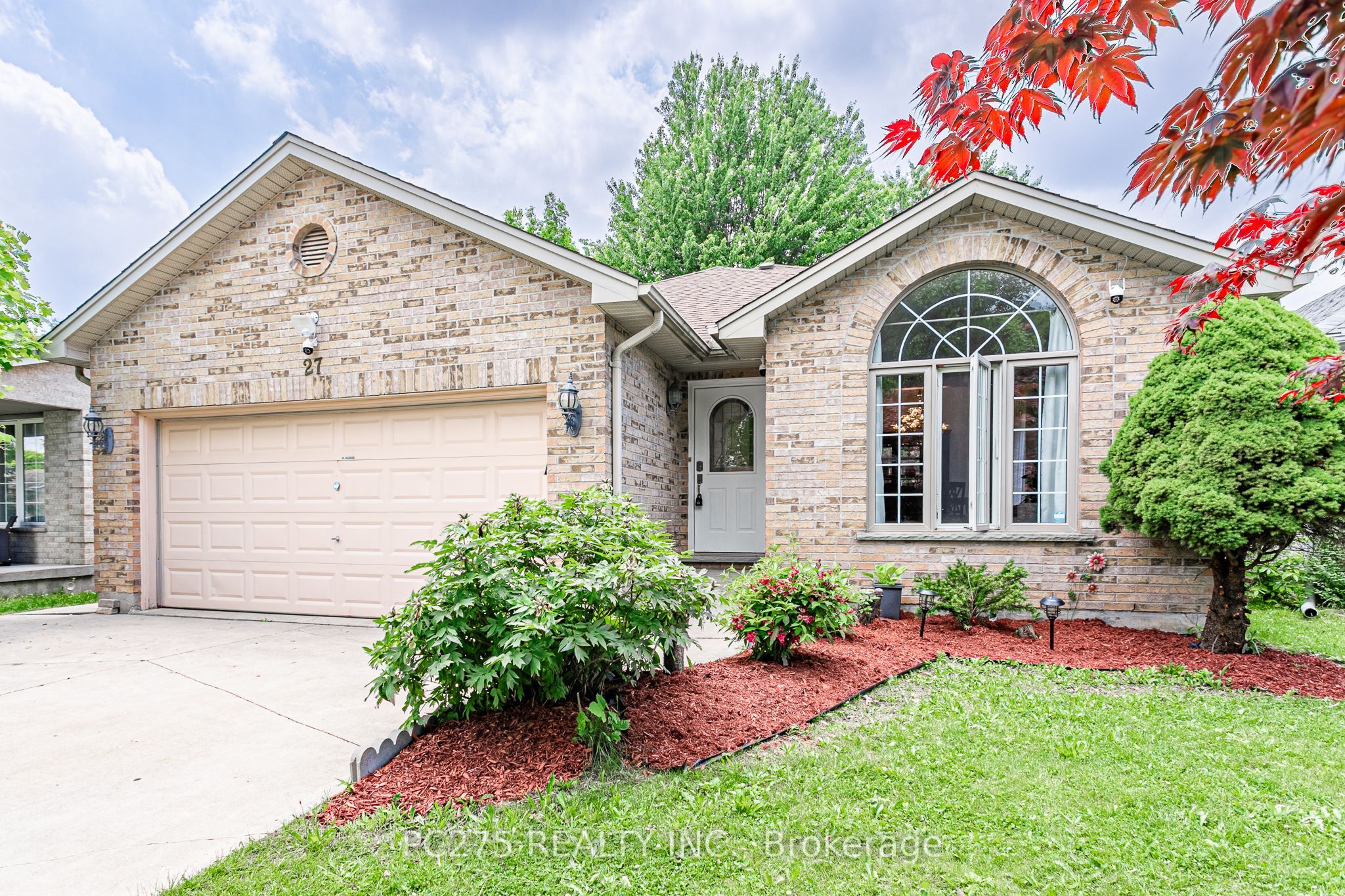 27 Jasmine Drive, London North, ON N6G 5A2 photo 3