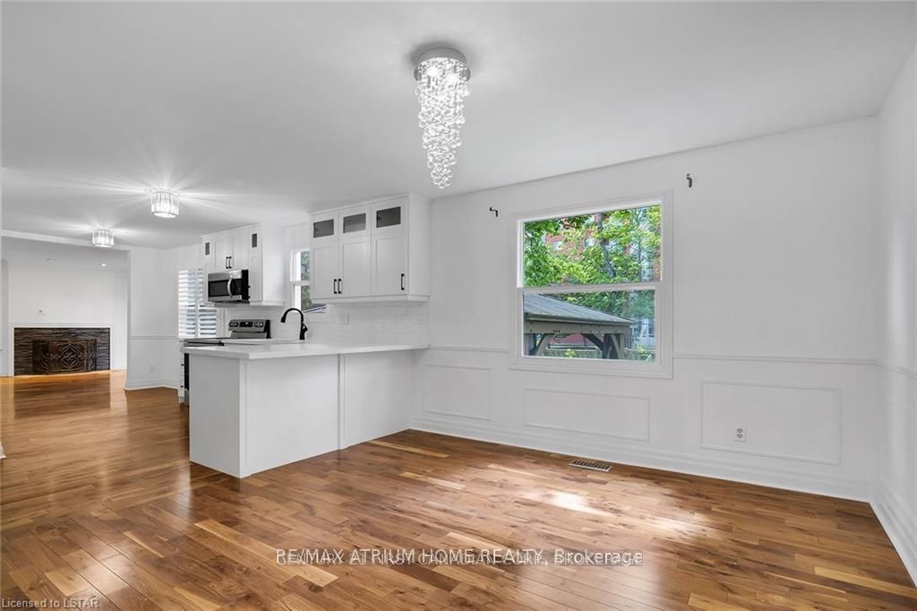 40 Stuyvesant Place, London South, ON N6J 3S9