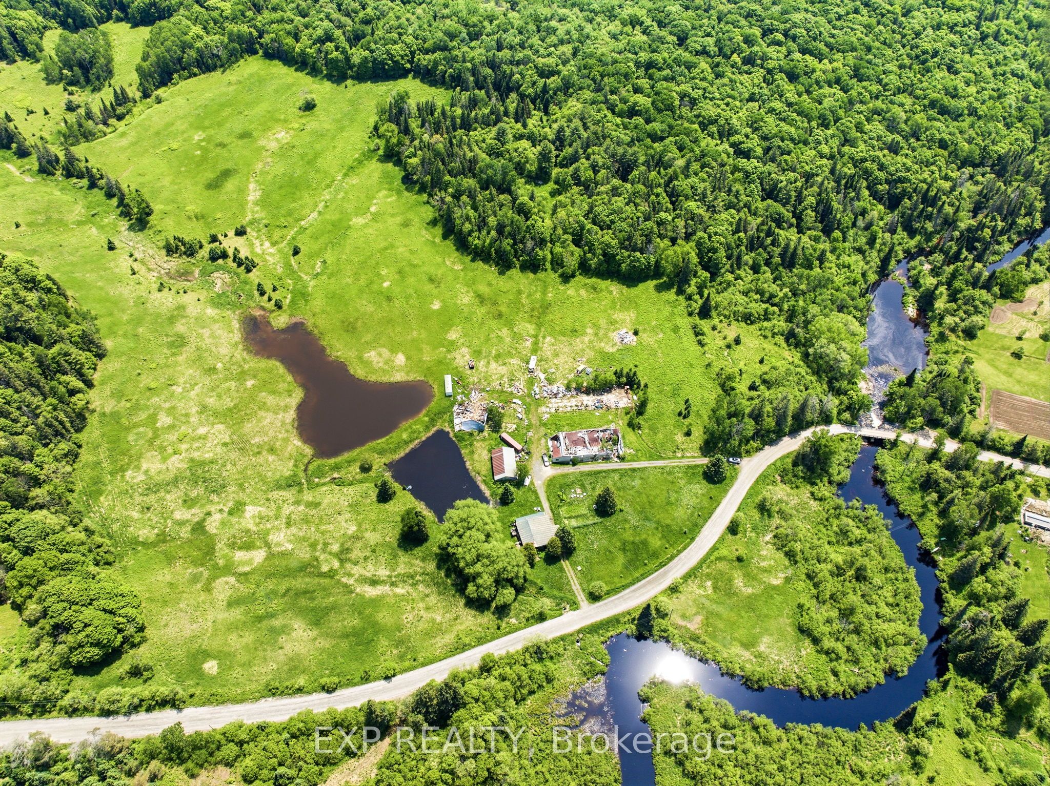 1524 Hekkla Road, Muskoka Lakes, ON P0C 1J0