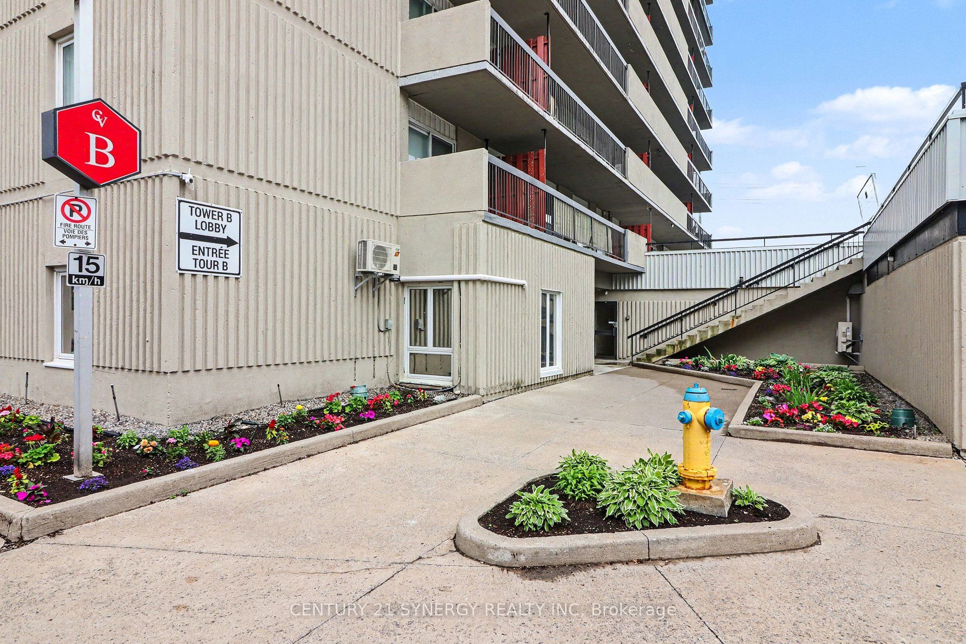158B McArthur Avenue 1202, Vanier and Kingsview Park, ON K1L 8C9 photo 3