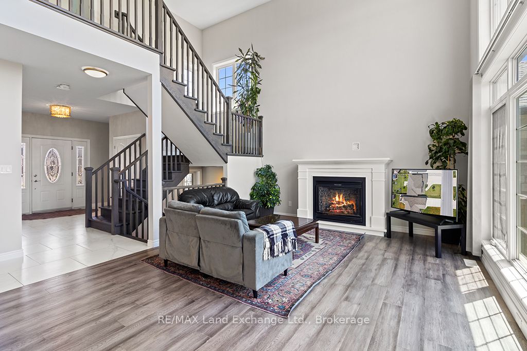 360 Devonshire Road, Saugeen Shores, ON N0H 2C3 photo 4