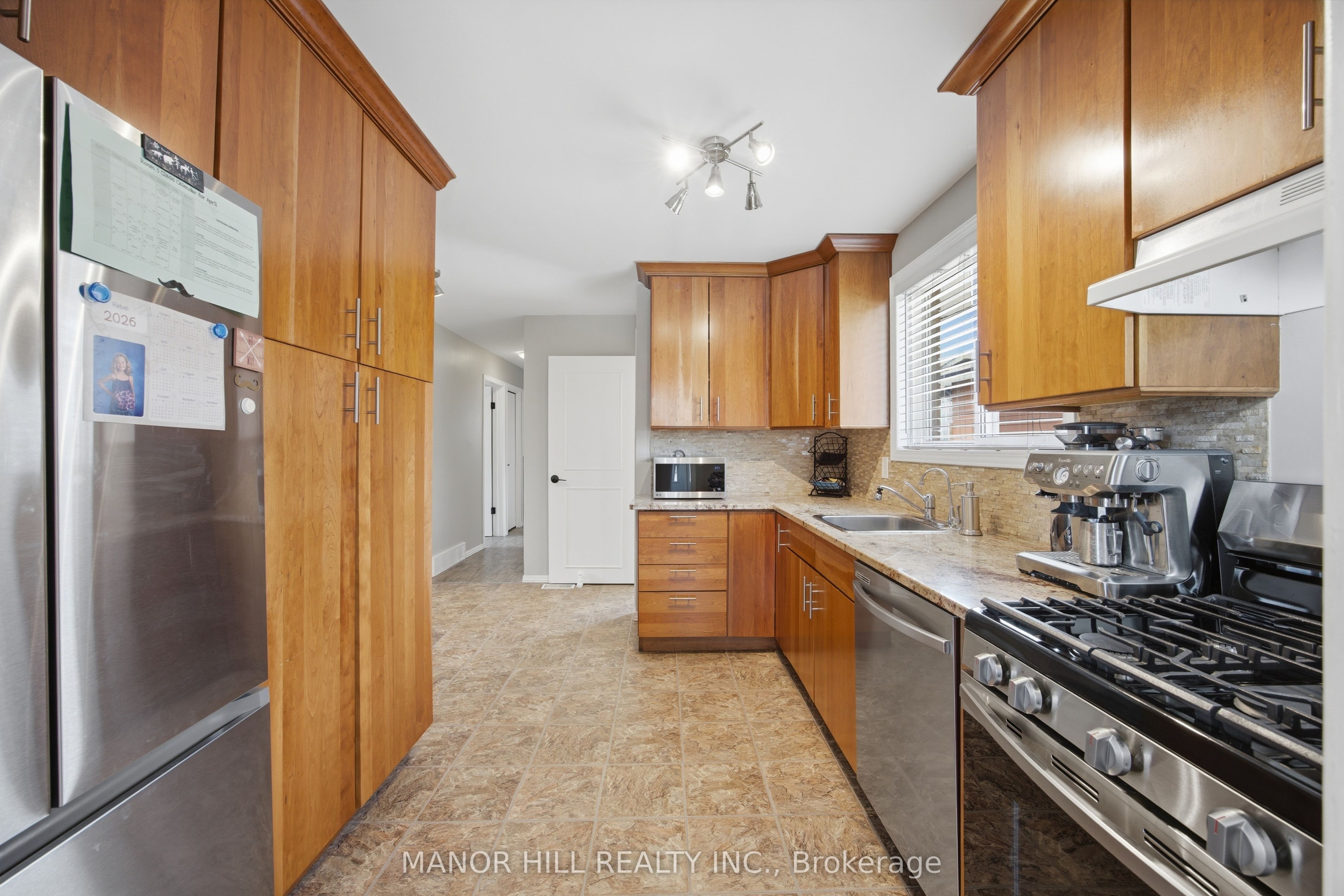 513 Havelock Drive, Waterloo, ON N2L 4N8 photo 5