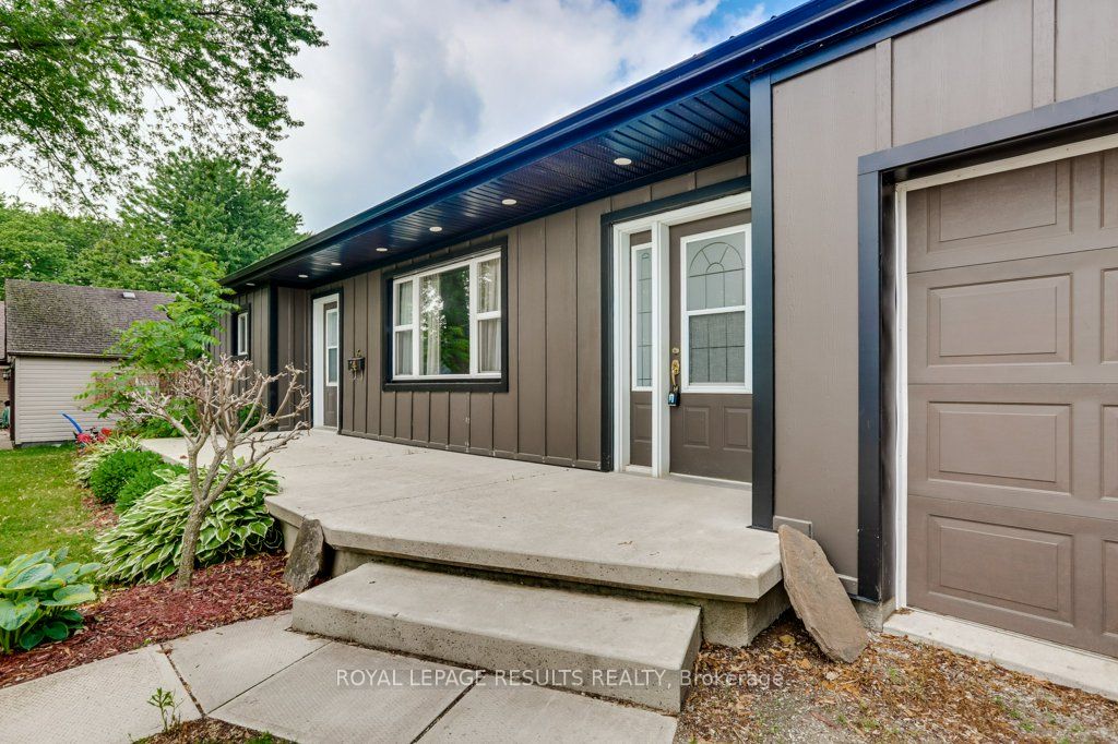 64 North Street E, Tillsonburg, ON N4G 1B5 photo 4