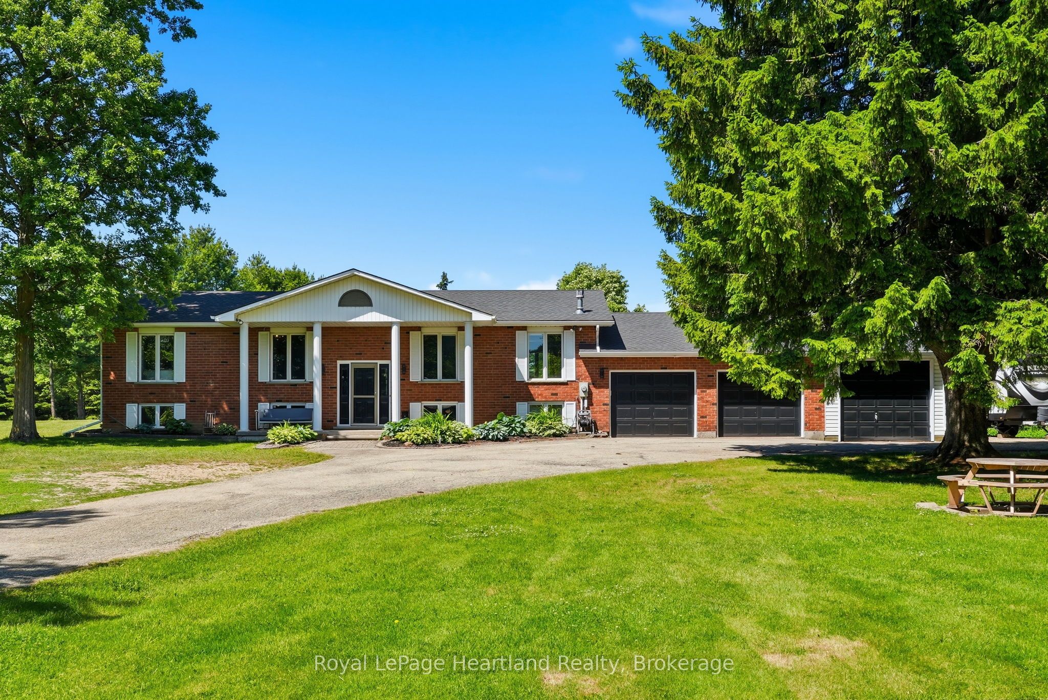 1041 Howick Street, Howick, ON N0G 2X0 photo 3