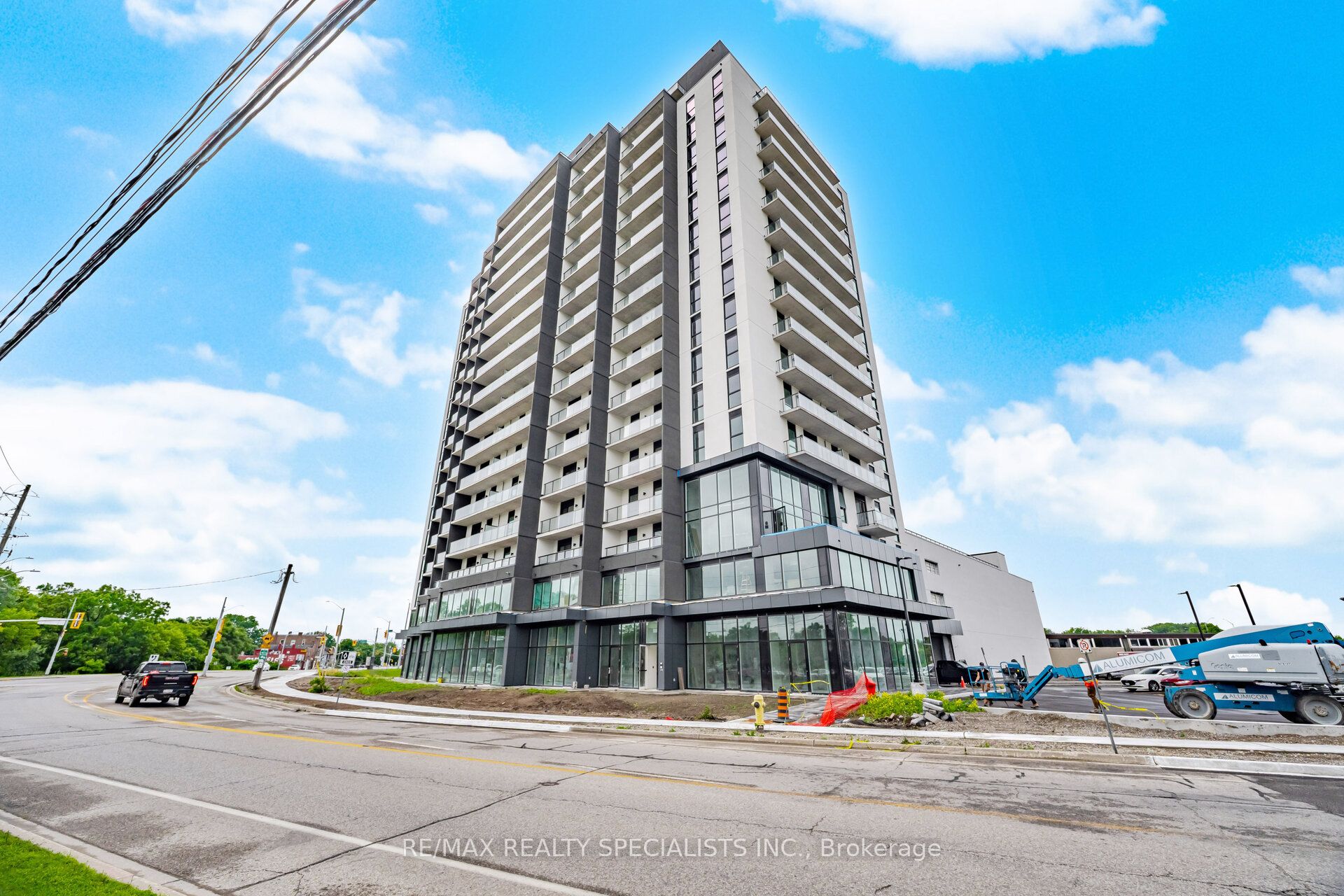 33 Erie Road 1407, Brantford, ON N3S 0K7 photo 3