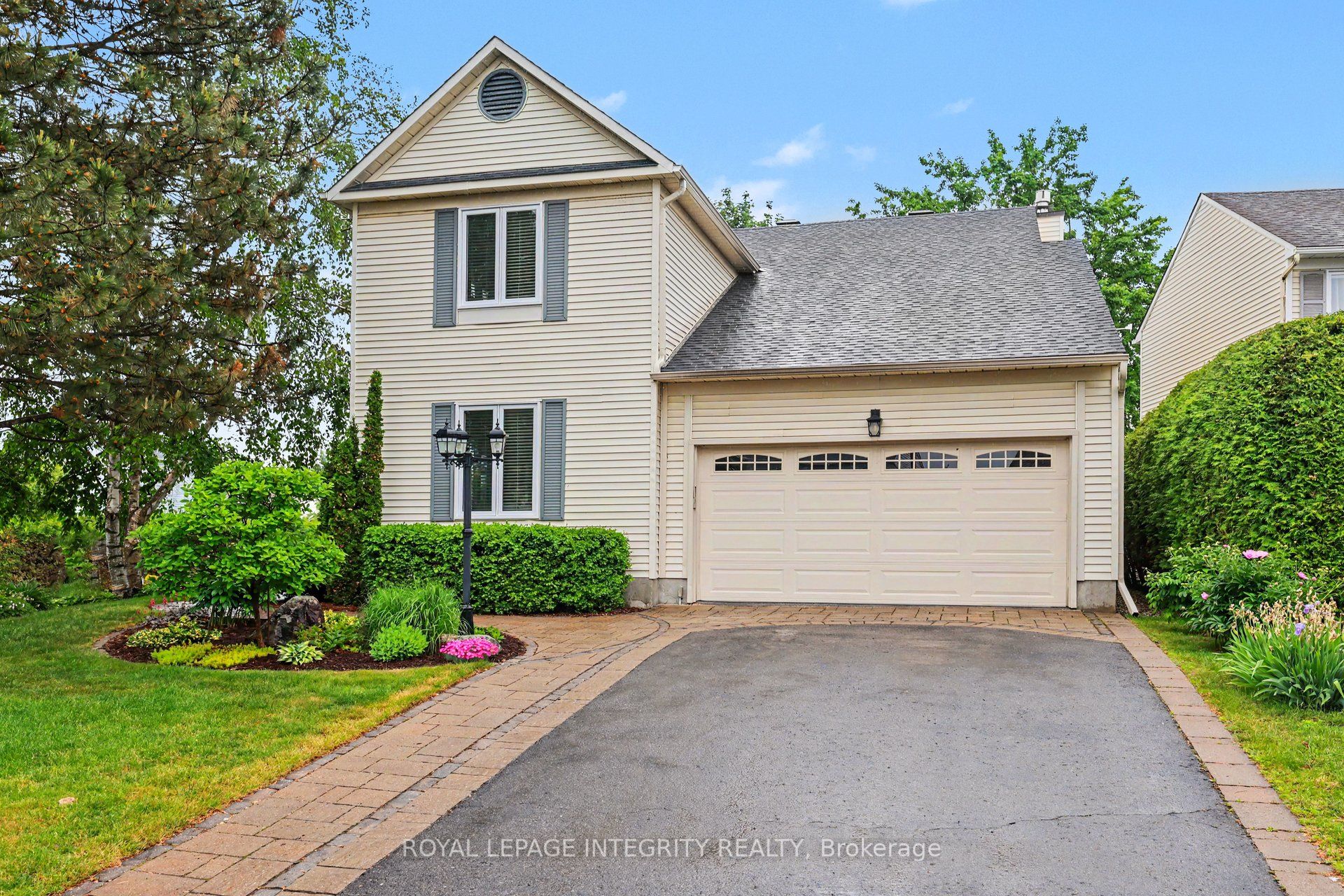 1642 Champneuf Drive, Orleans - Convent Glen and Area, ON K1C 4W1 photo 4