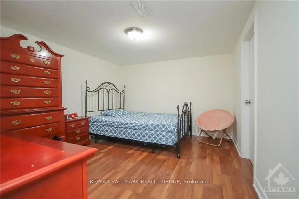 45 Hilliard Avenue, Cityview - Parkwoods Hills - Rideau Shore, ON K2E 6B9 photo 5