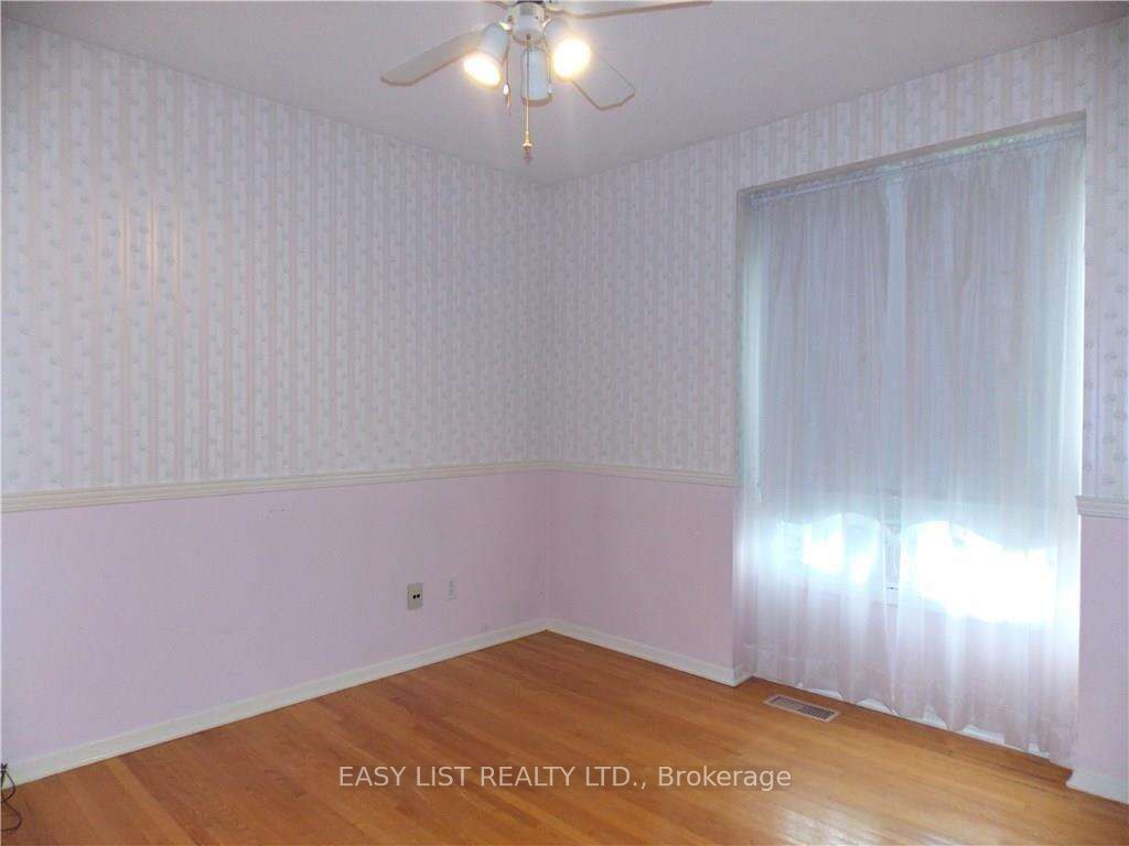 3288 Clearwater Crescent, Hunt Club - South Keys and Area, ON K1V 7S2 photo 5
