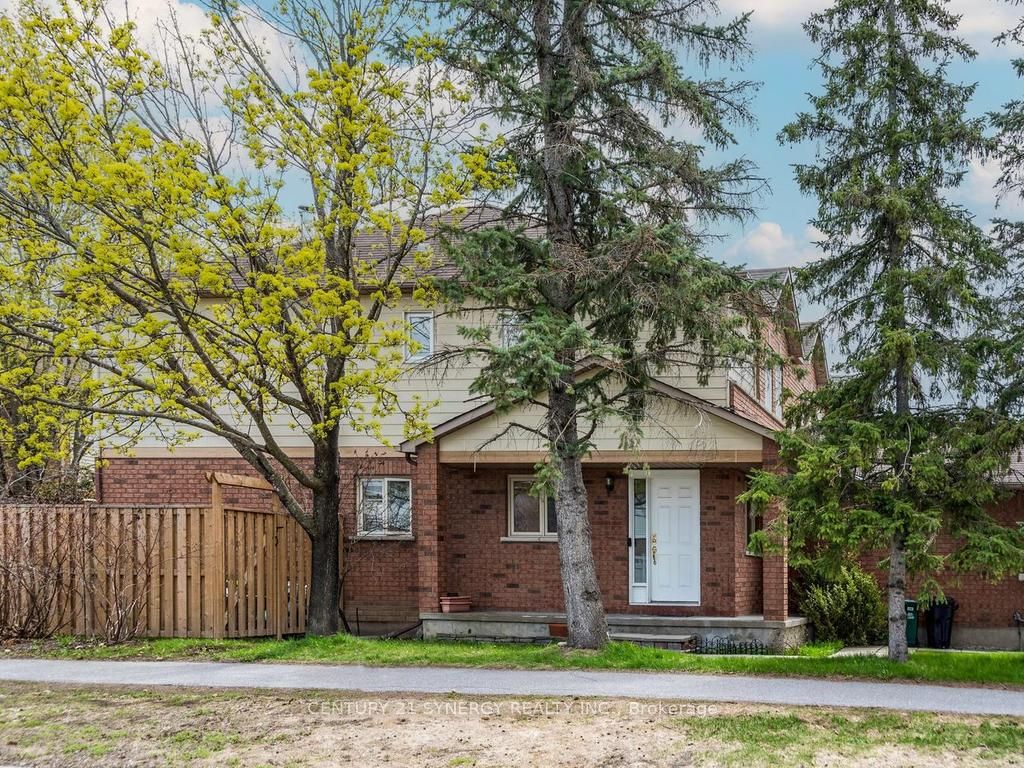 1 Winnegreen Court, Hunt Club - South Keys and Area, ON K1G 5P3 photo 2