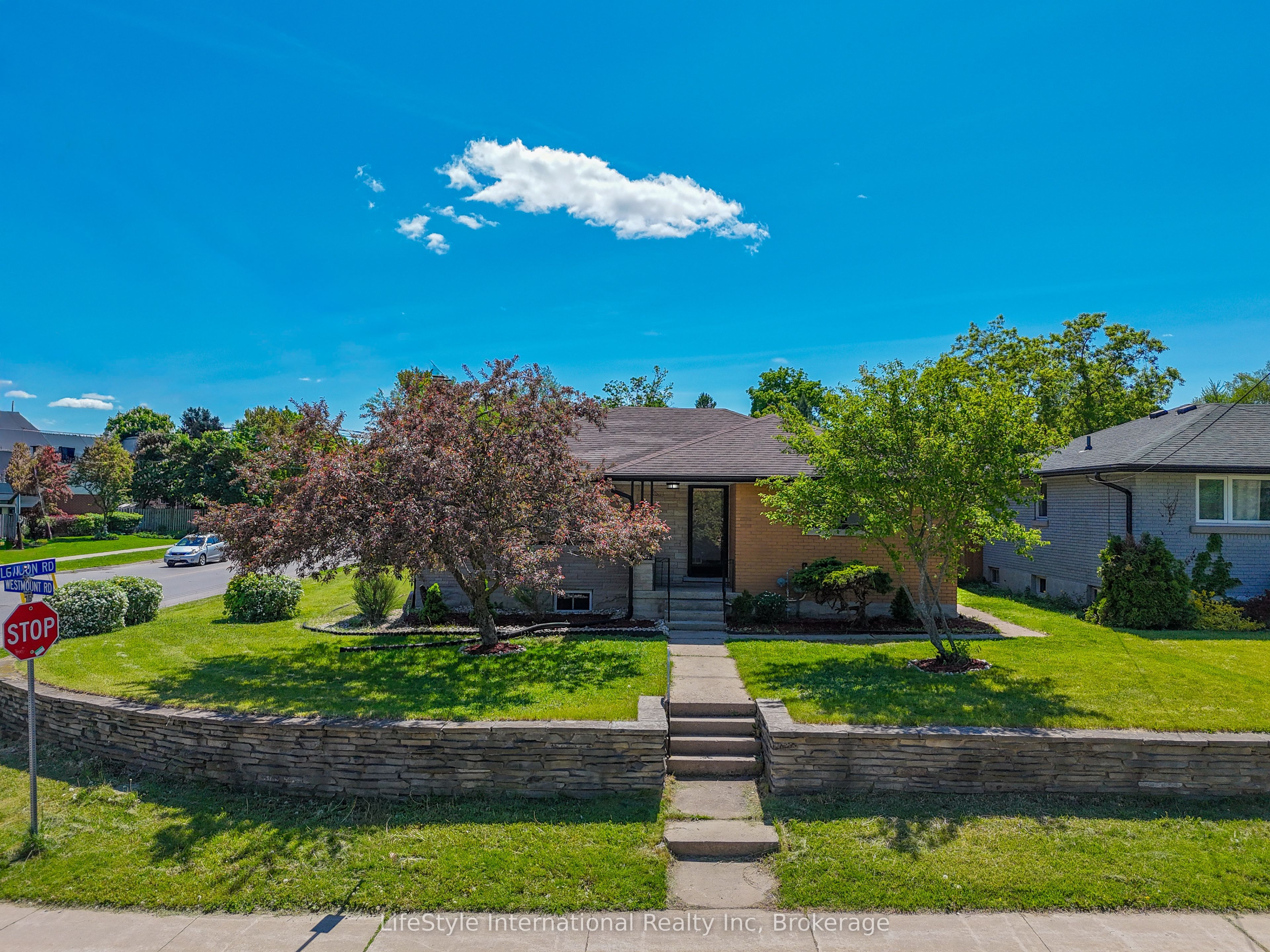2 Westmount Road, Guelph, ON N1H 5H2 photo 4