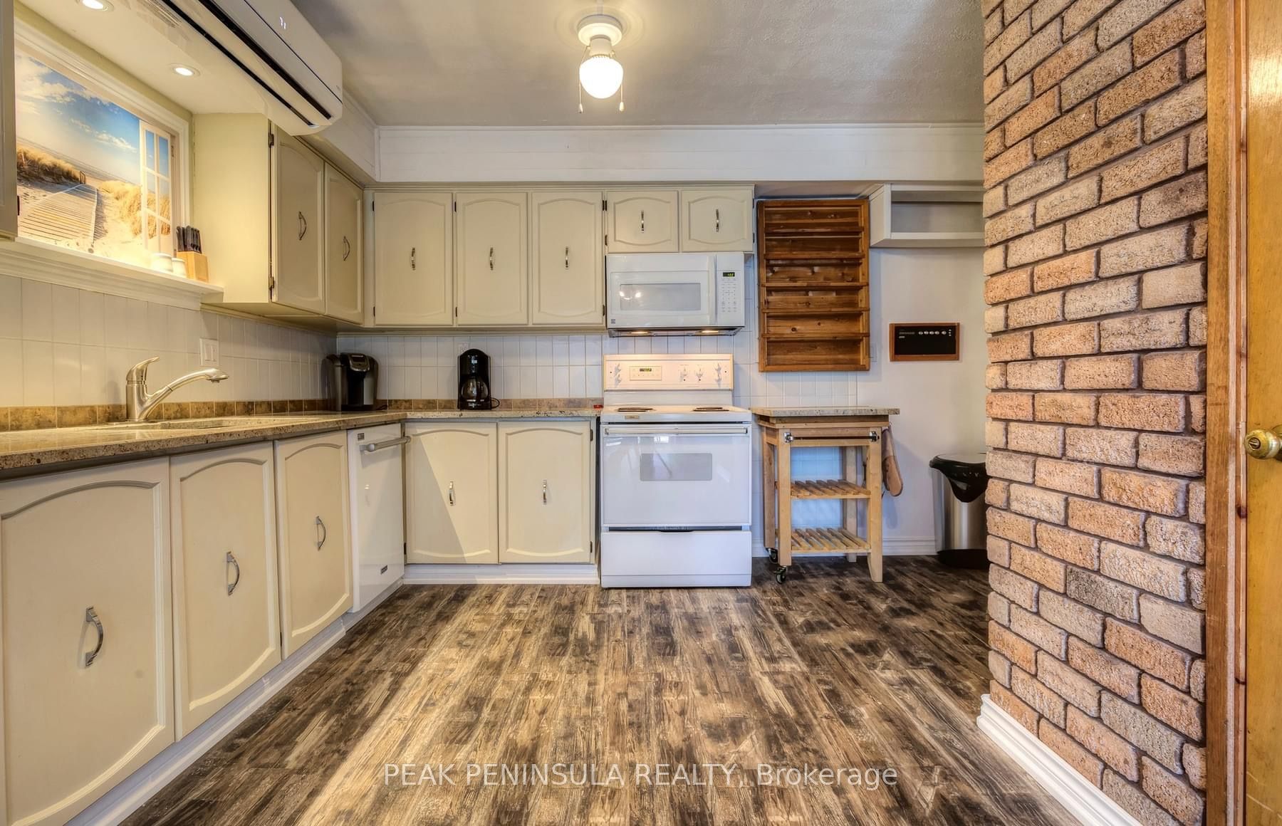 7 Willow Avenue, Norfolk, ON N0E 1M0 photo 3