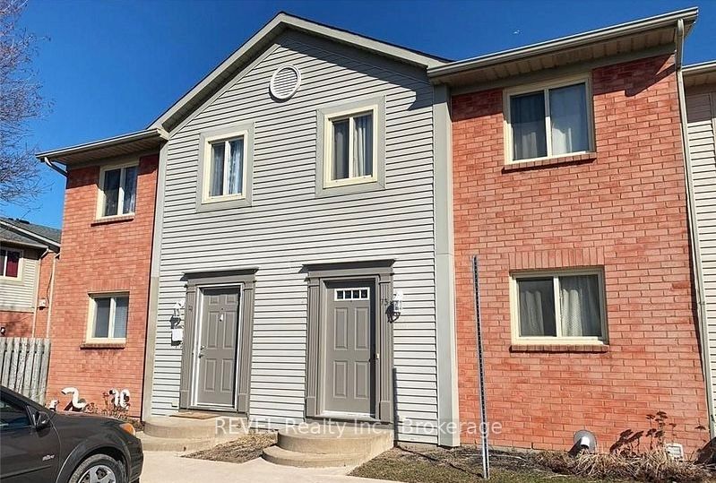 65 Dorchester Boulevard 74, St. Catharines, ON L2M 7T2