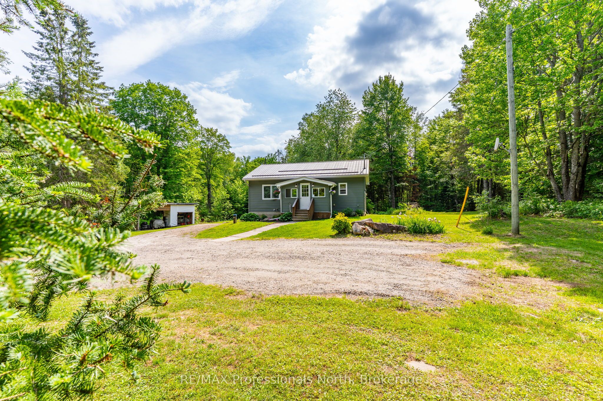 17900 Highway 118, Highlands East, ON K0L 2Y0 photo 3