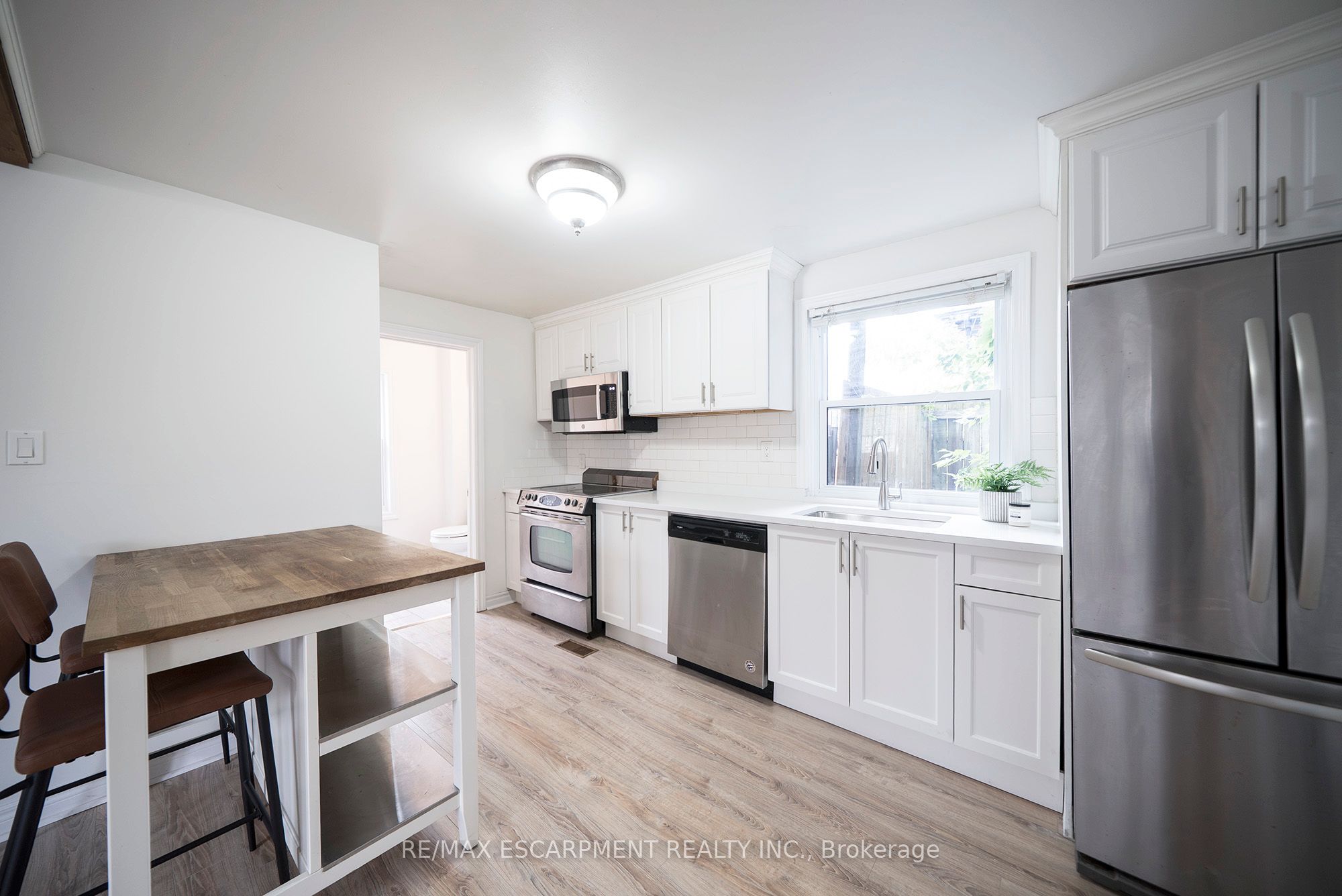 15 Margueretta Street, Brantford, ON N3R 1M8 photo 3