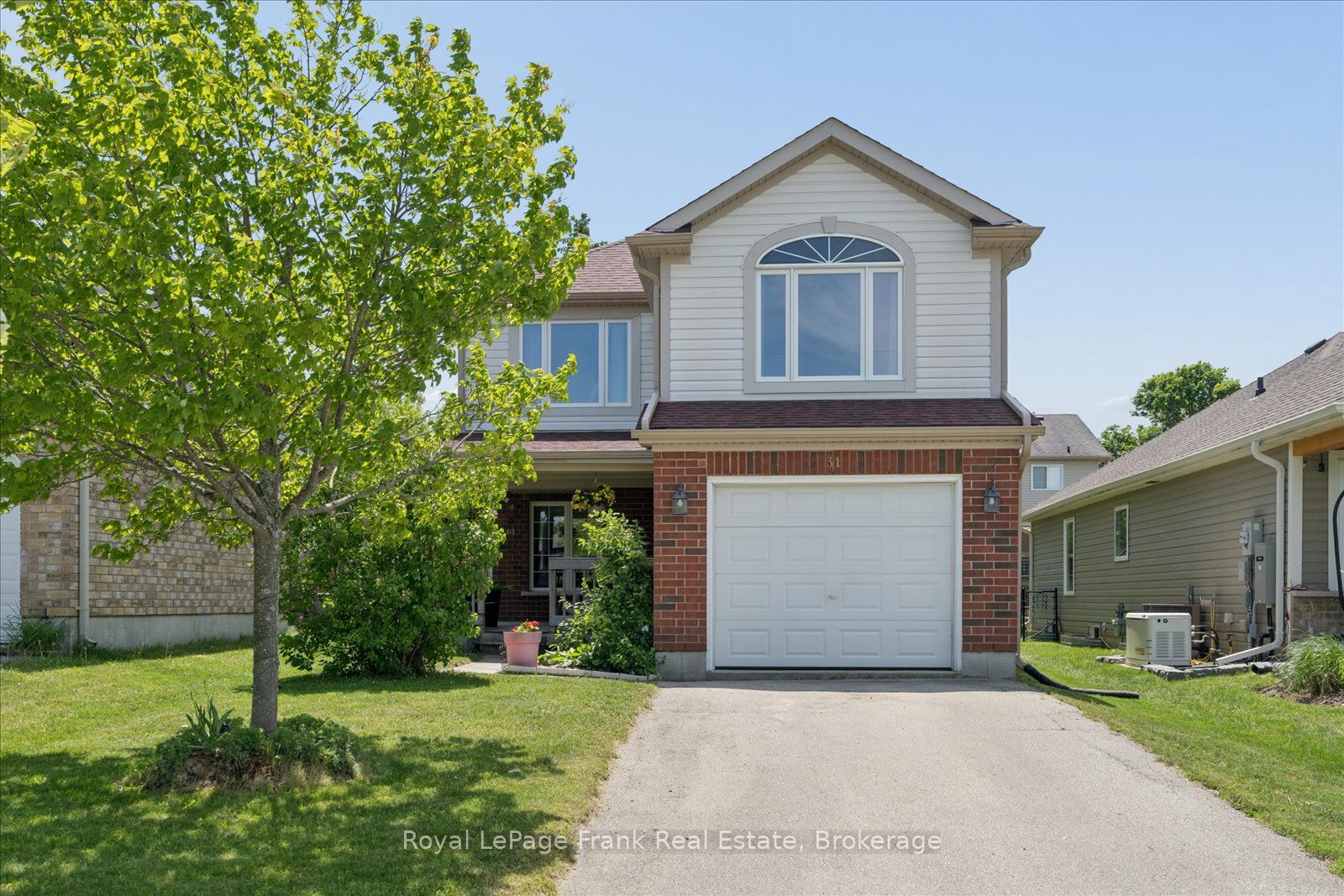 31 Lang Court, Kawartha Lakes, ON K9V 6E5 photo 3