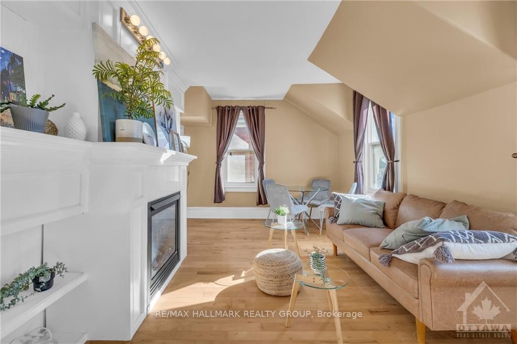 15 ELMSLEY ST N Street, Smiths Falls, ON K7A 2G4 photo 4