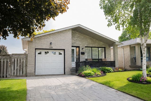 106 Ossington Drive, Hamilton, ON L8W 3S5