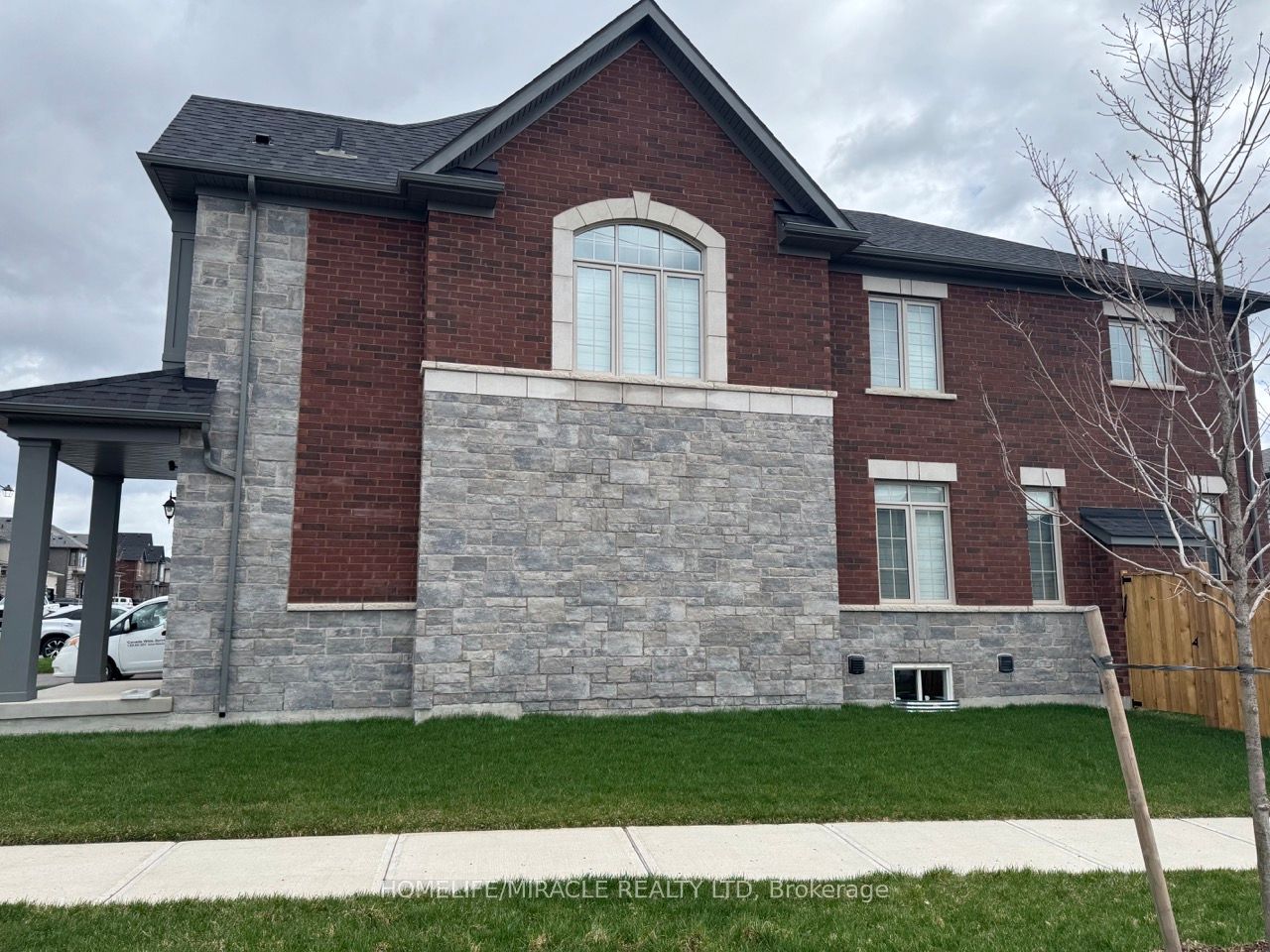 10 Ferguson Street, Erin, ON N0B 1T0 photo 2
