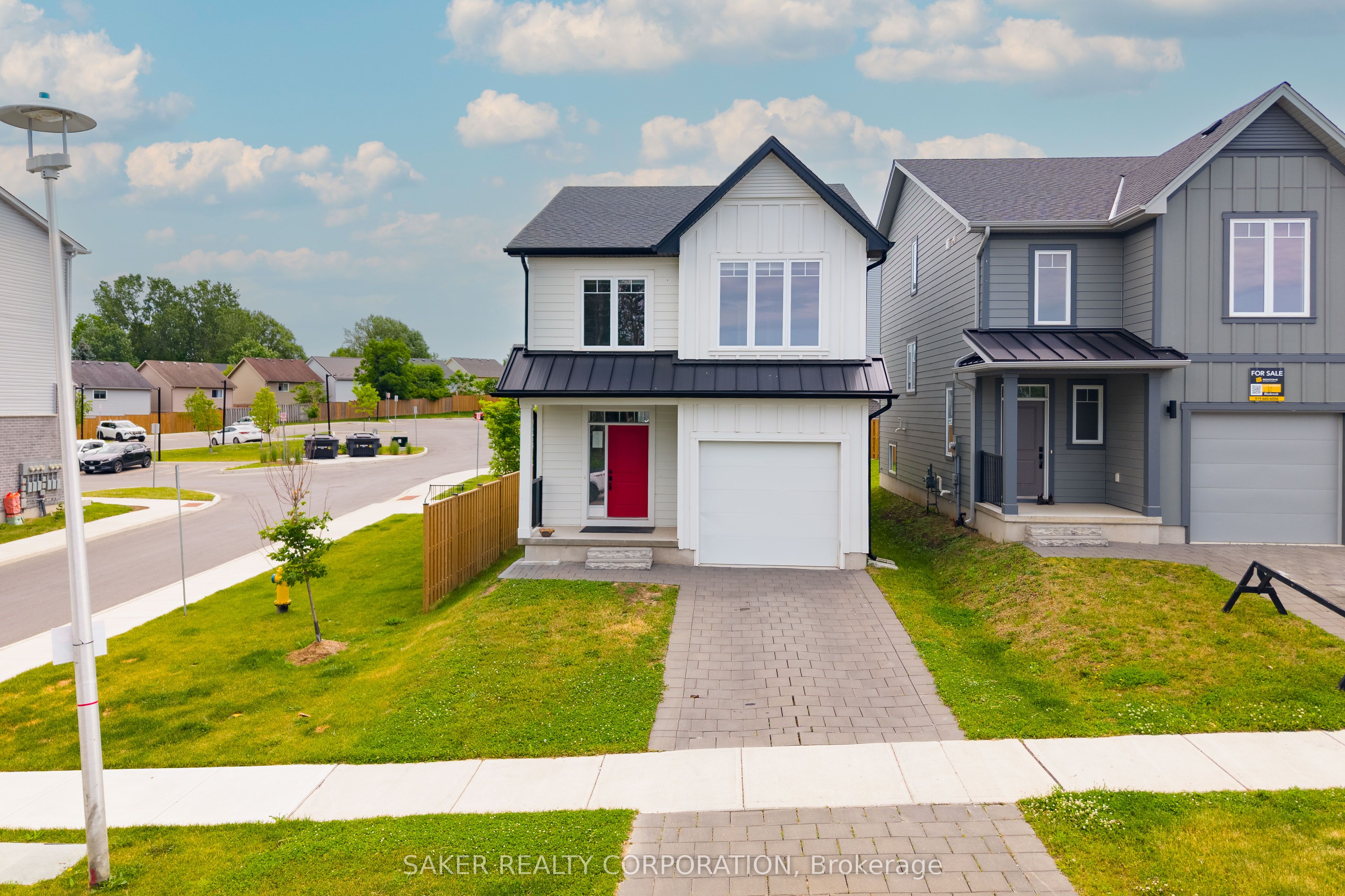 939 Deveron Crescent, London South, ON N5X 3X4