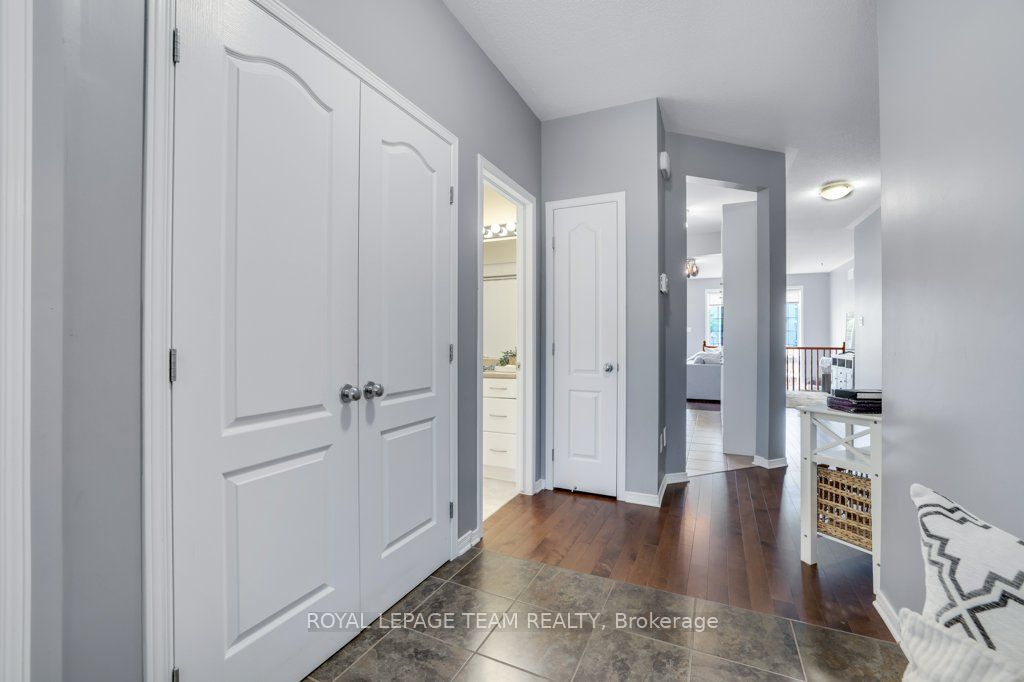 556 Dalewood Crescent, Stittsville - Munster - Richmond, ON K2S 0L3 photo 4