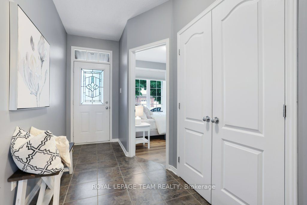 556 Dalewood Crescent, Stittsville - Munster - Richmond, ON K2S 0L3 photo 5