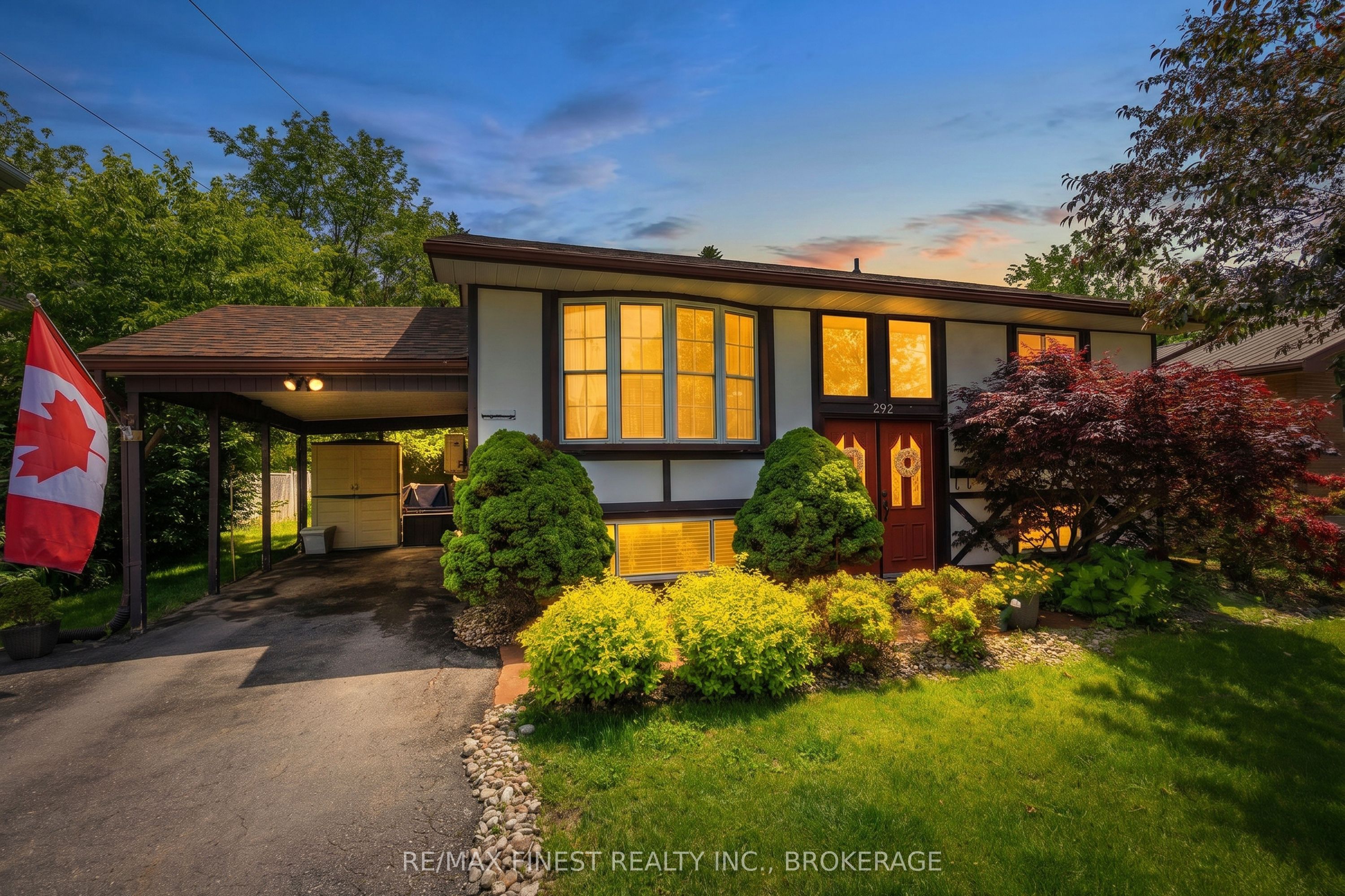 292 Bridge Street W, Greater Napanee, ON K7R 2G1 photo 2