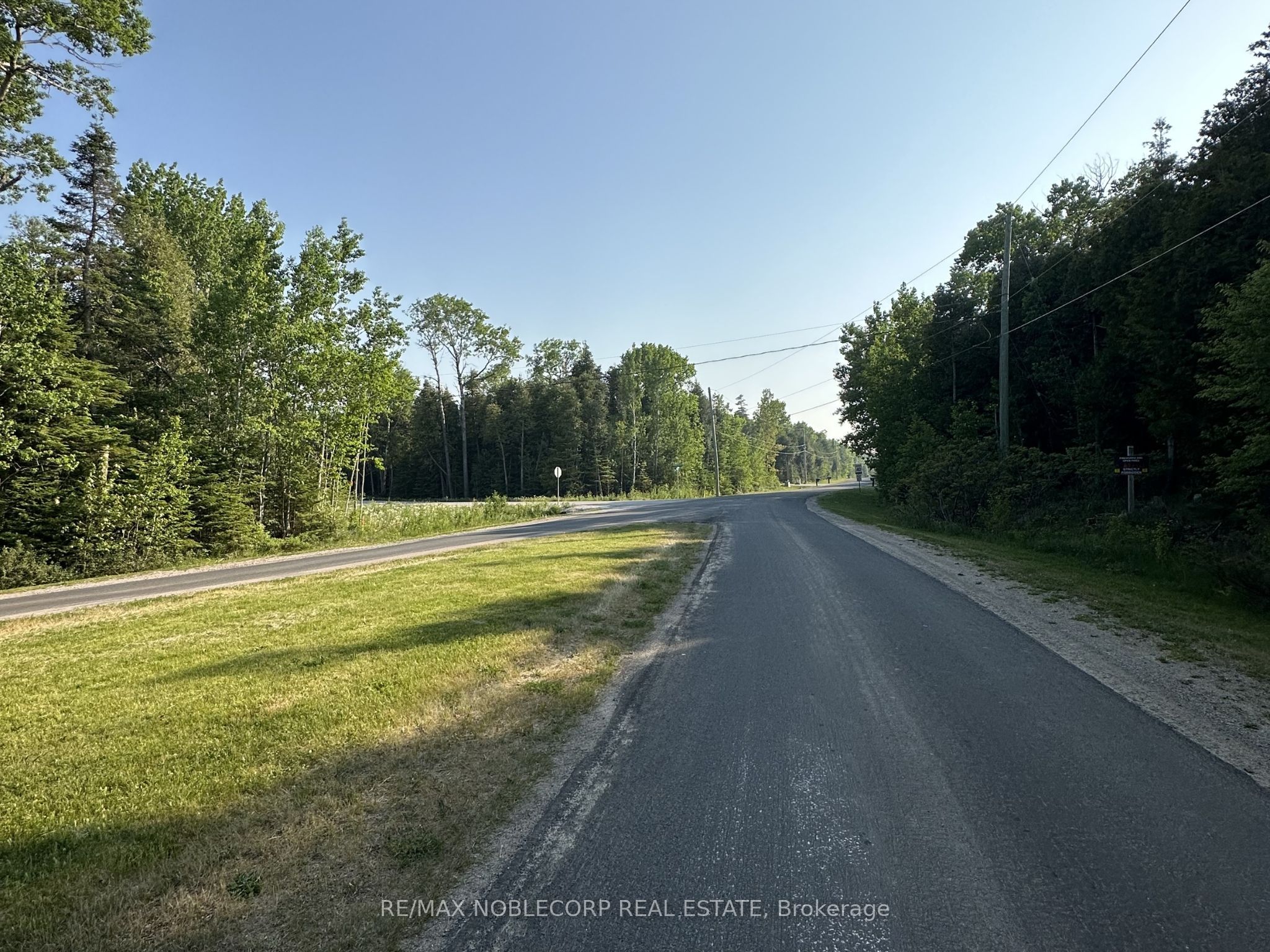 42 Trillium Crossing, Northern Bruce Peninsula, ON N0H 1W0 photo 3