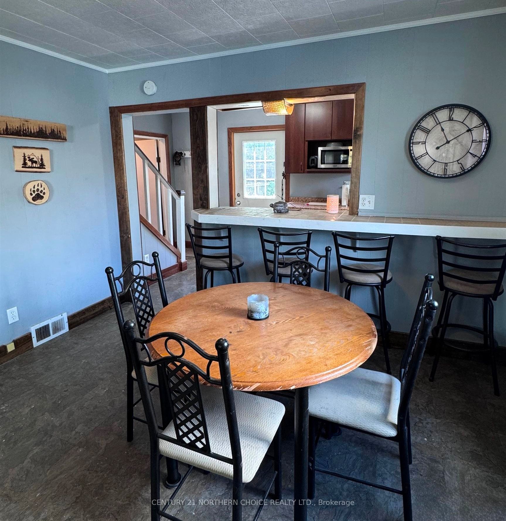 627 First Street E, Fort Frances, ON P9A 1L4 photo 4